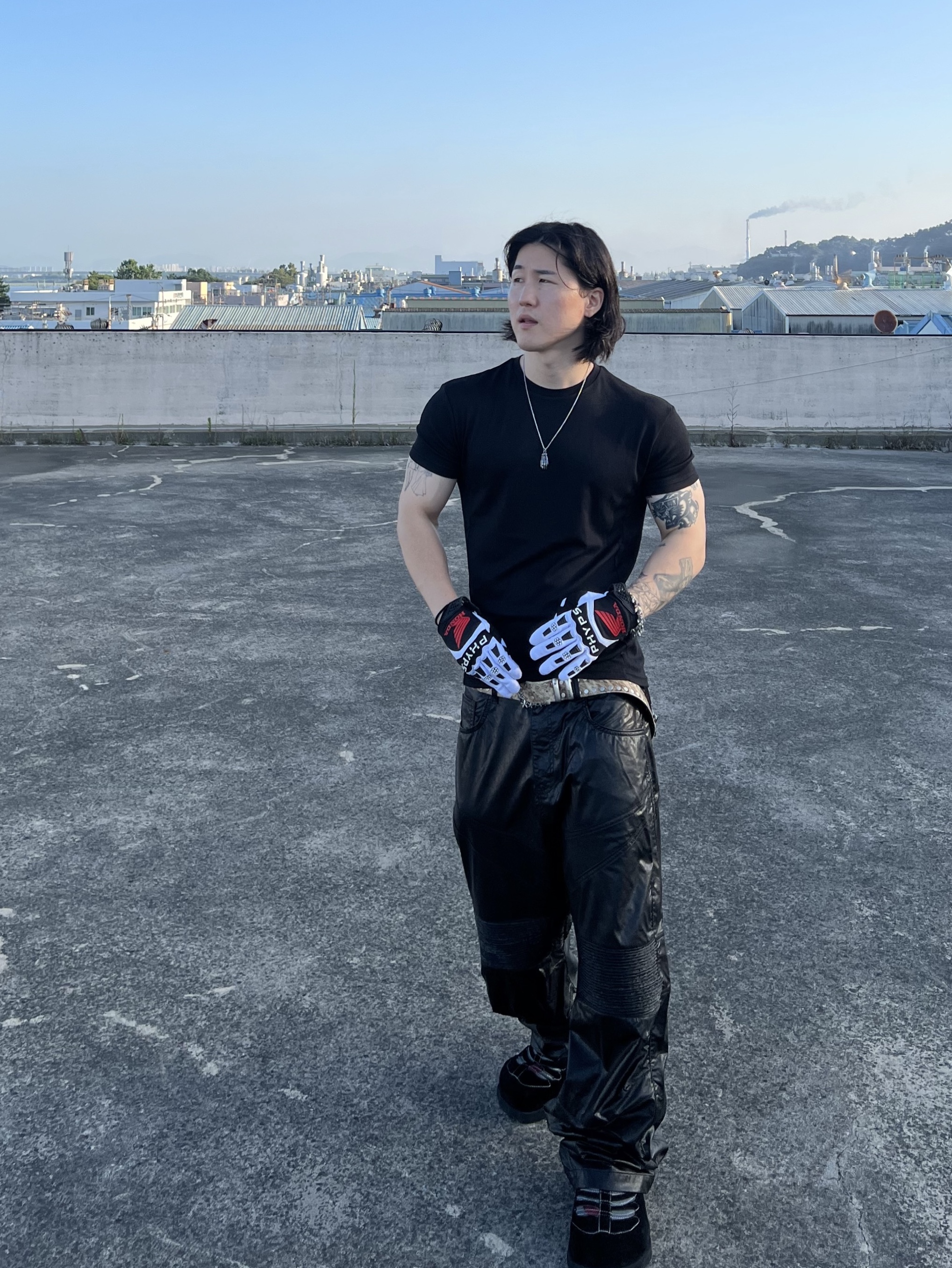 Honda Motorcyle Gloves White, Hono Report Leaf Bracelet 착용 스타일 - 4