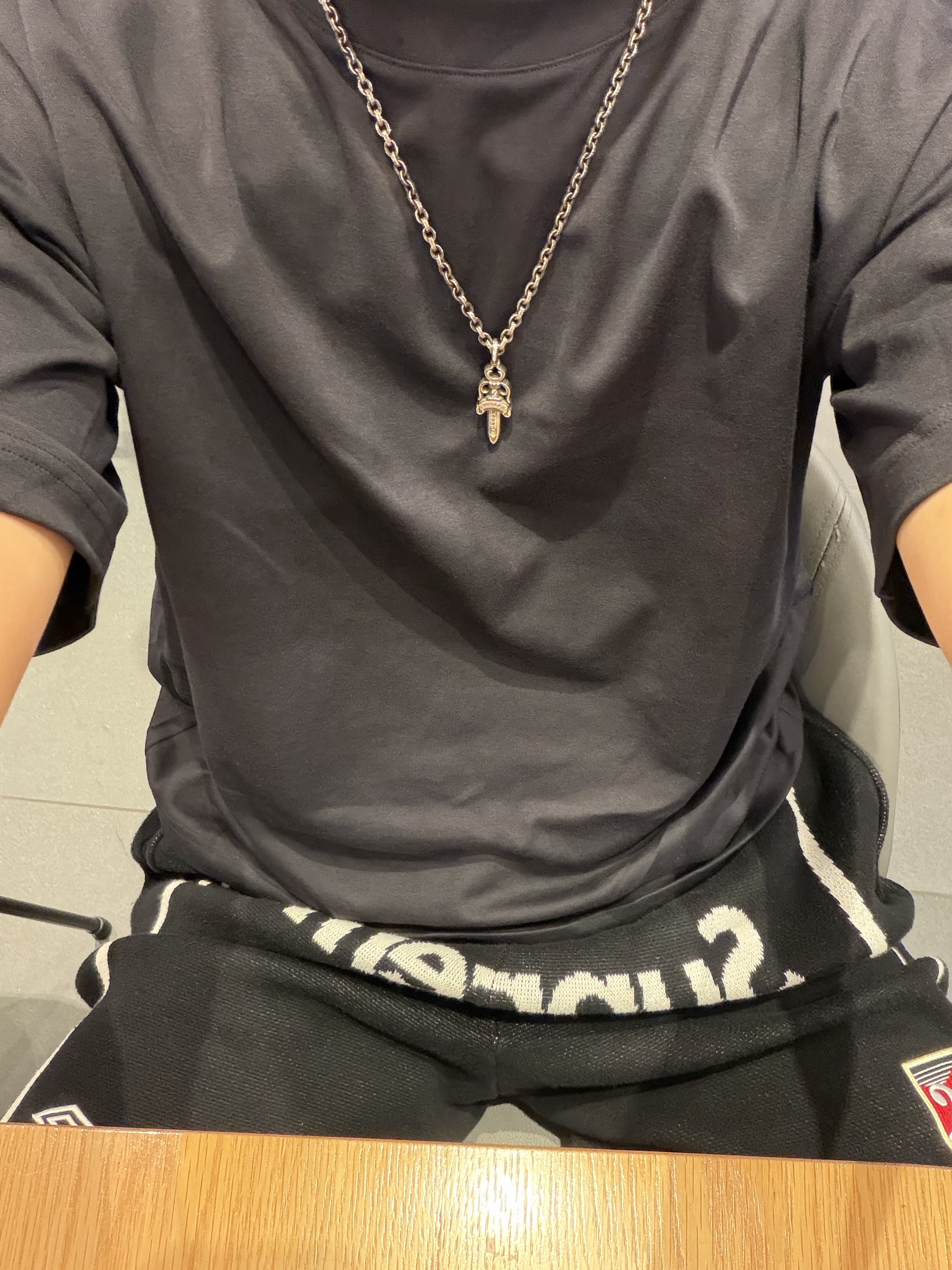 Chrome Hearts Double Dagger Pendant Silver, Chrome Hearts Paper Chain Necklace Silver 착용 스타일