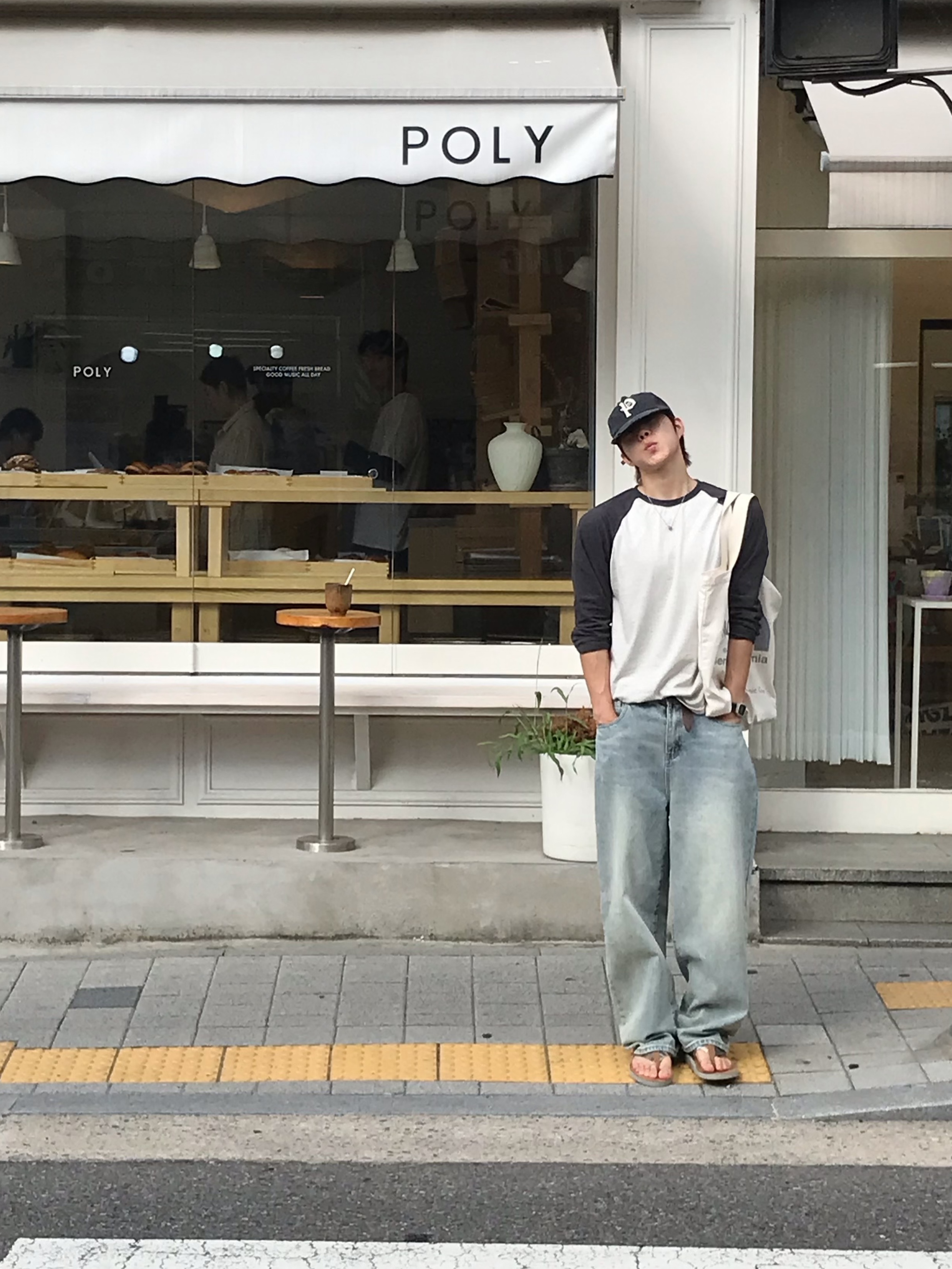[KREAM 단독] Partimento Reworks Distress Old P Ball Cap VTG Black 착용 스타일 - 1