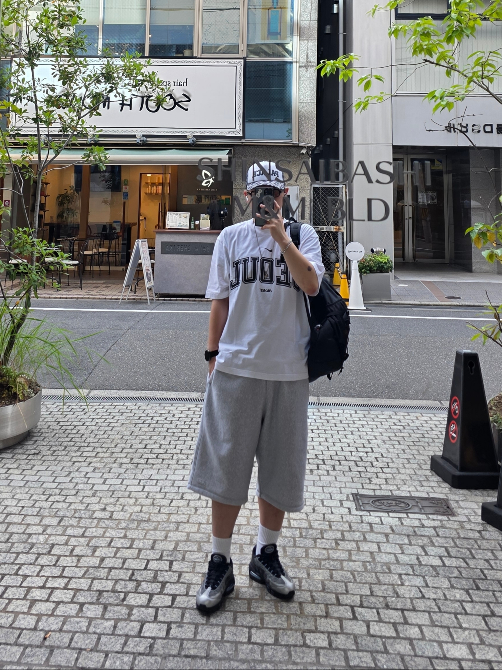 Palace Unisex Short Grey Marl - 26SS, Palace x Nike Shop T-Shirt Seoul White - 26SS 착용 스타일