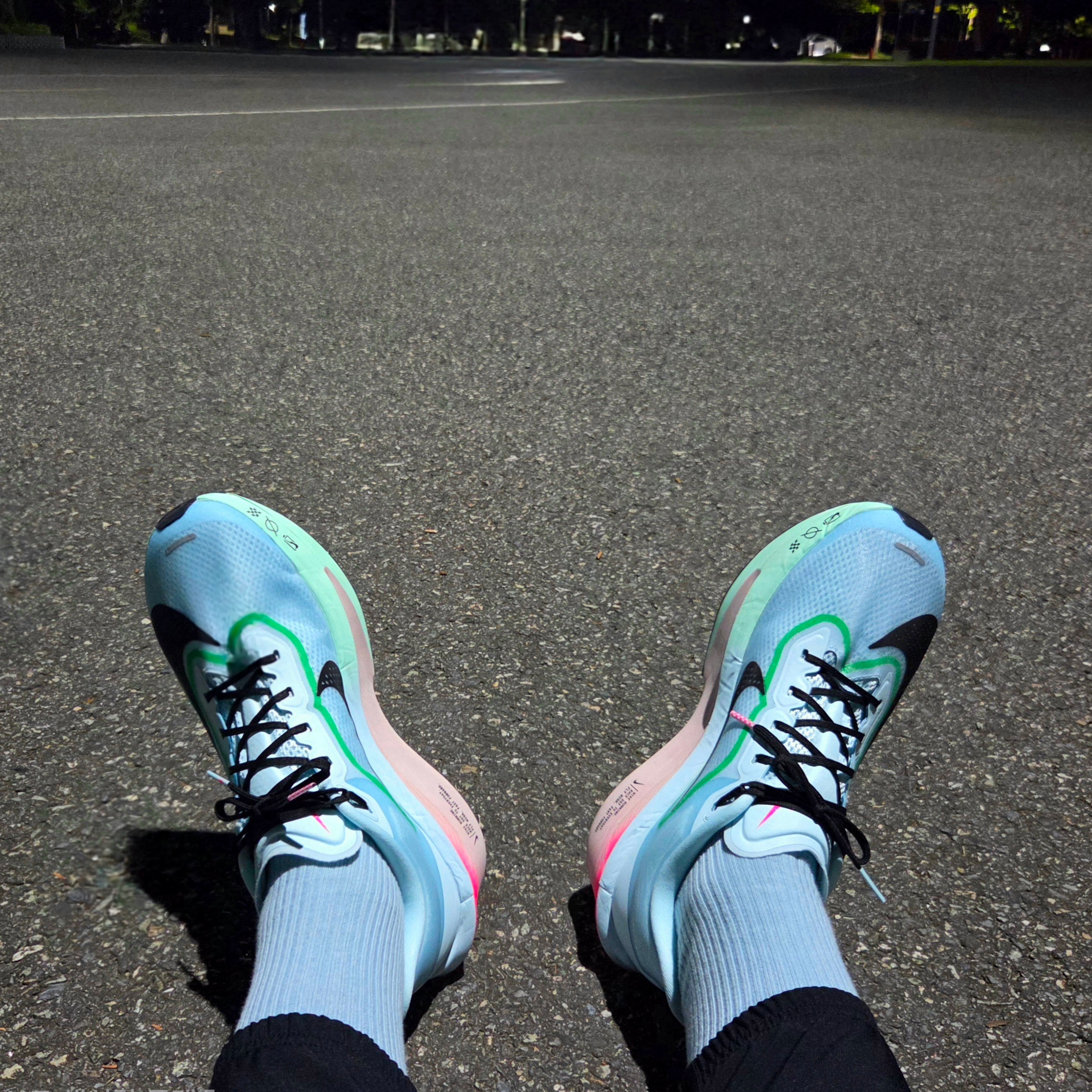 Nike Zoom Fly 6 Glacier Ice Hyper Pink 착용 스타일