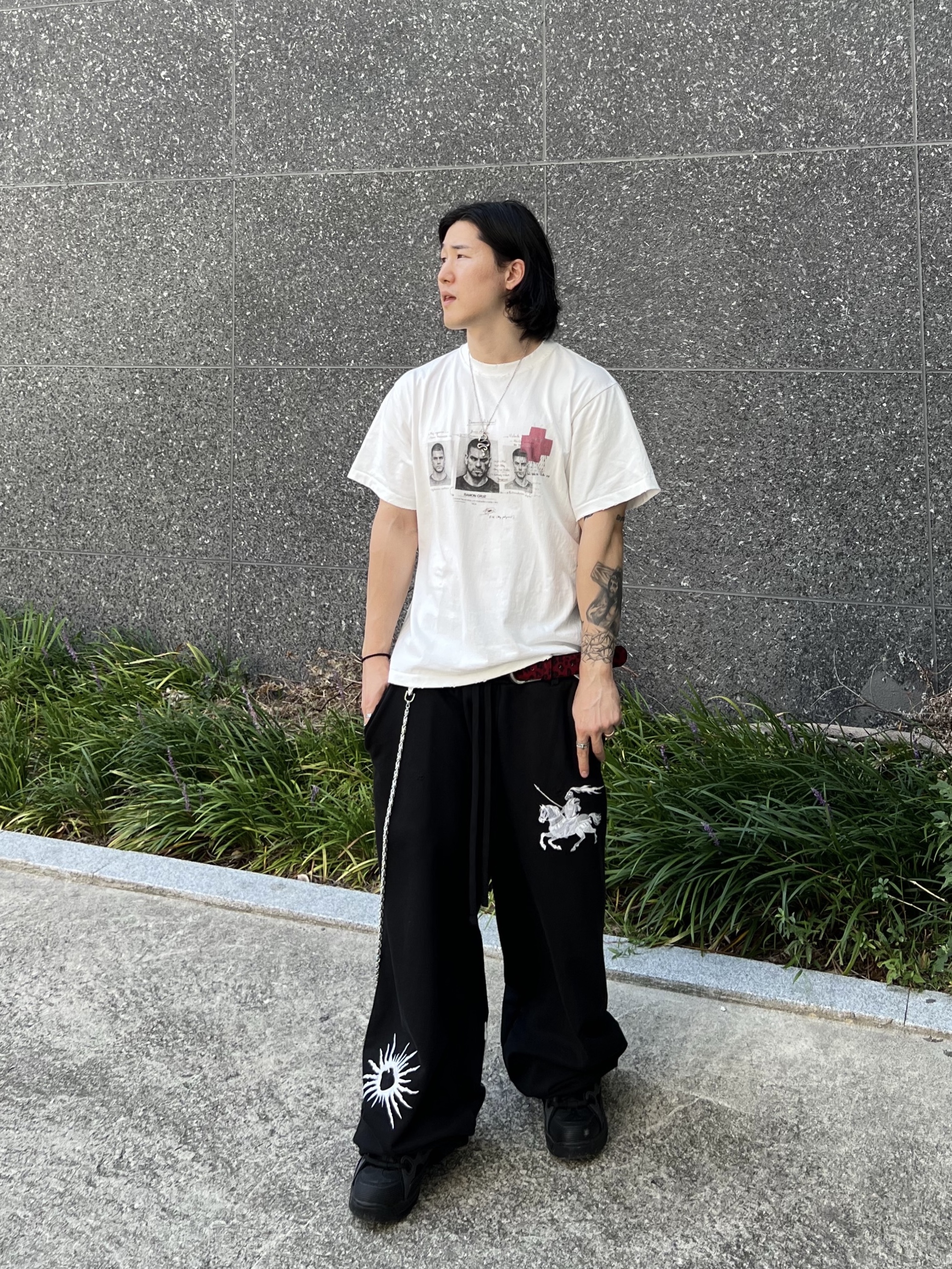 Undermycar Calf Hair Module Belt Strap Red Leopard, tornortied F.A.F Sweat Bermuda Pants
Black 착용 스타일 - 4