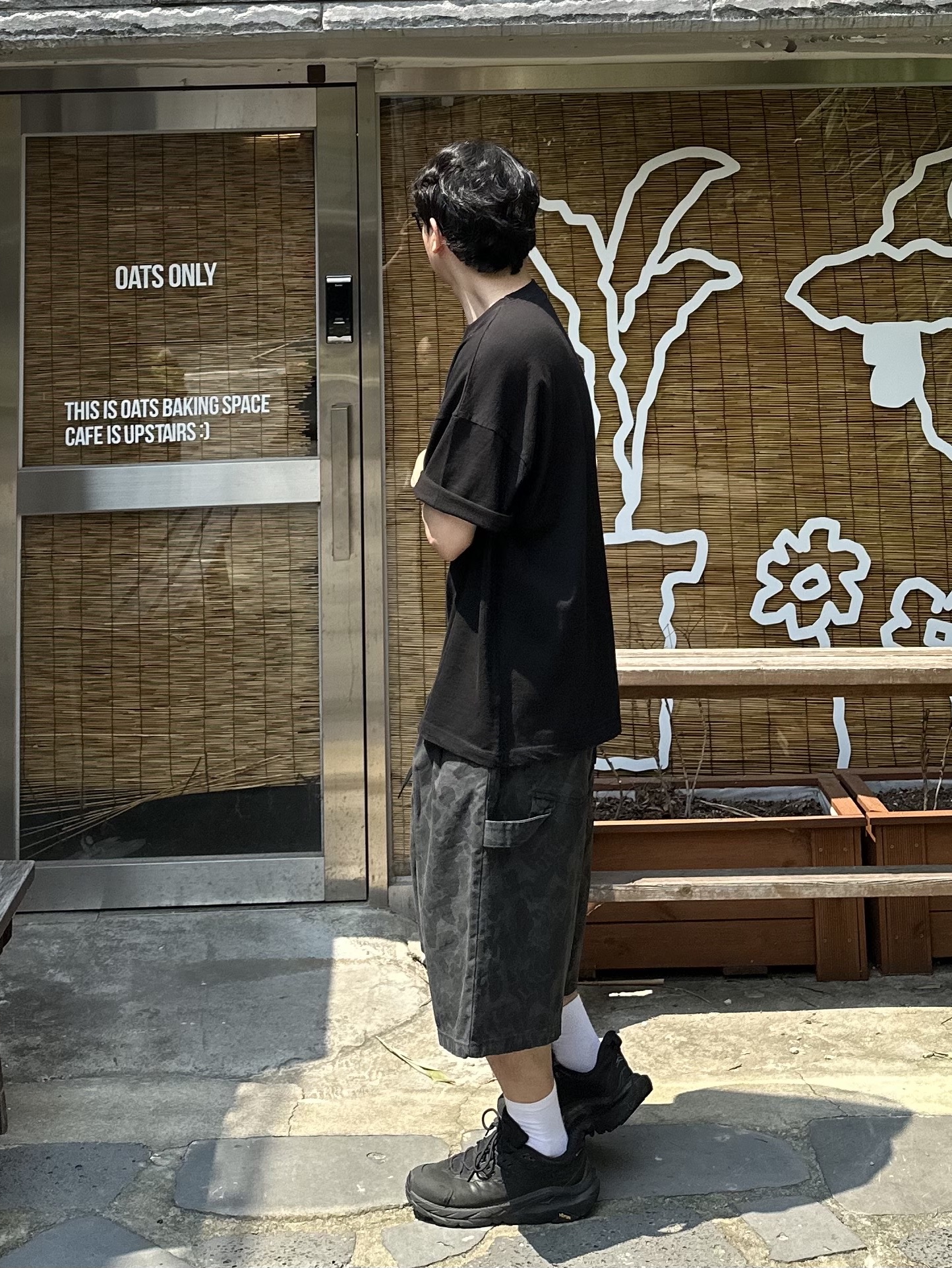 호카 카하 2 로우 고어텍스 블랙 착용 스타일 - 2