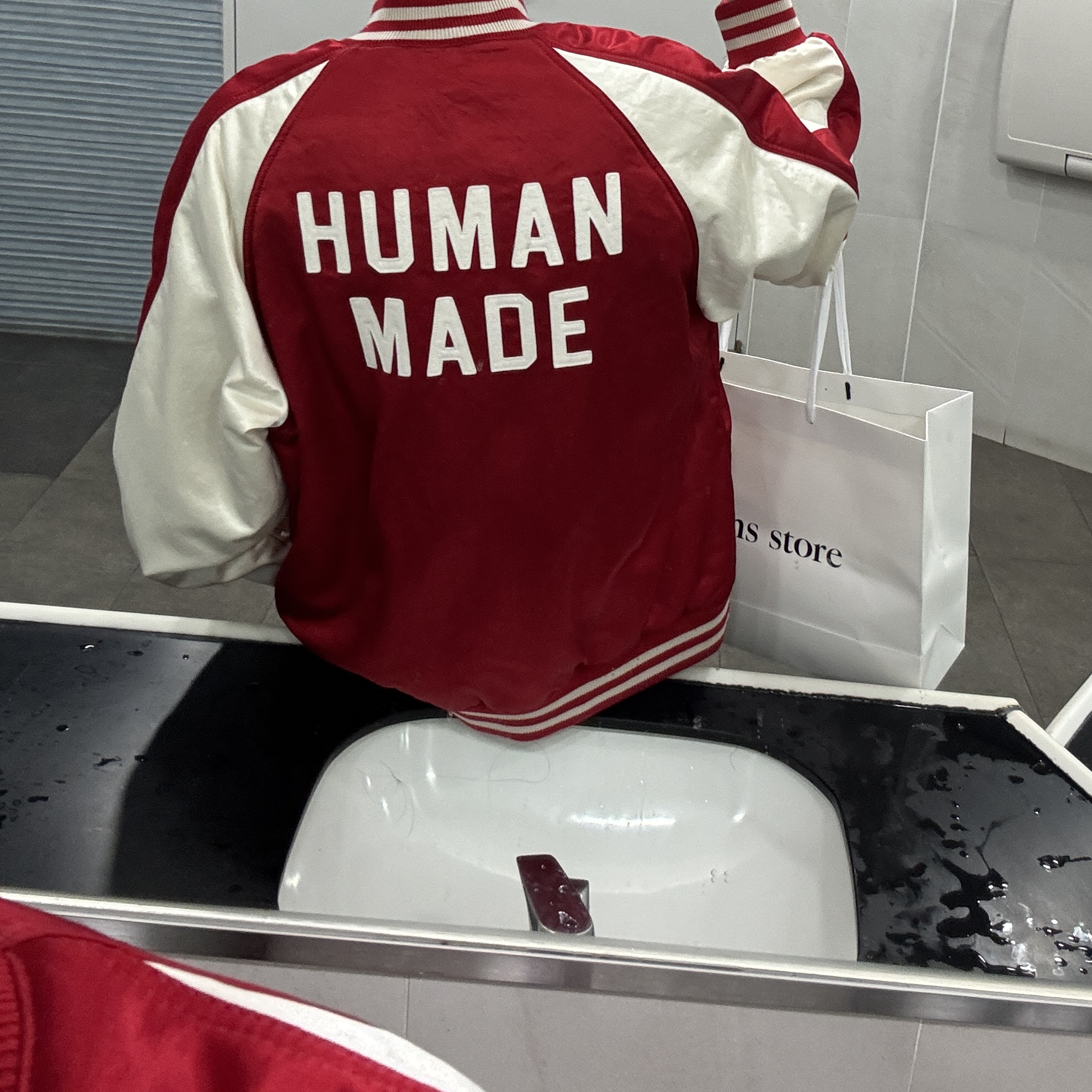 Human Made Satin Stadium Jacket Red 착용 스타일