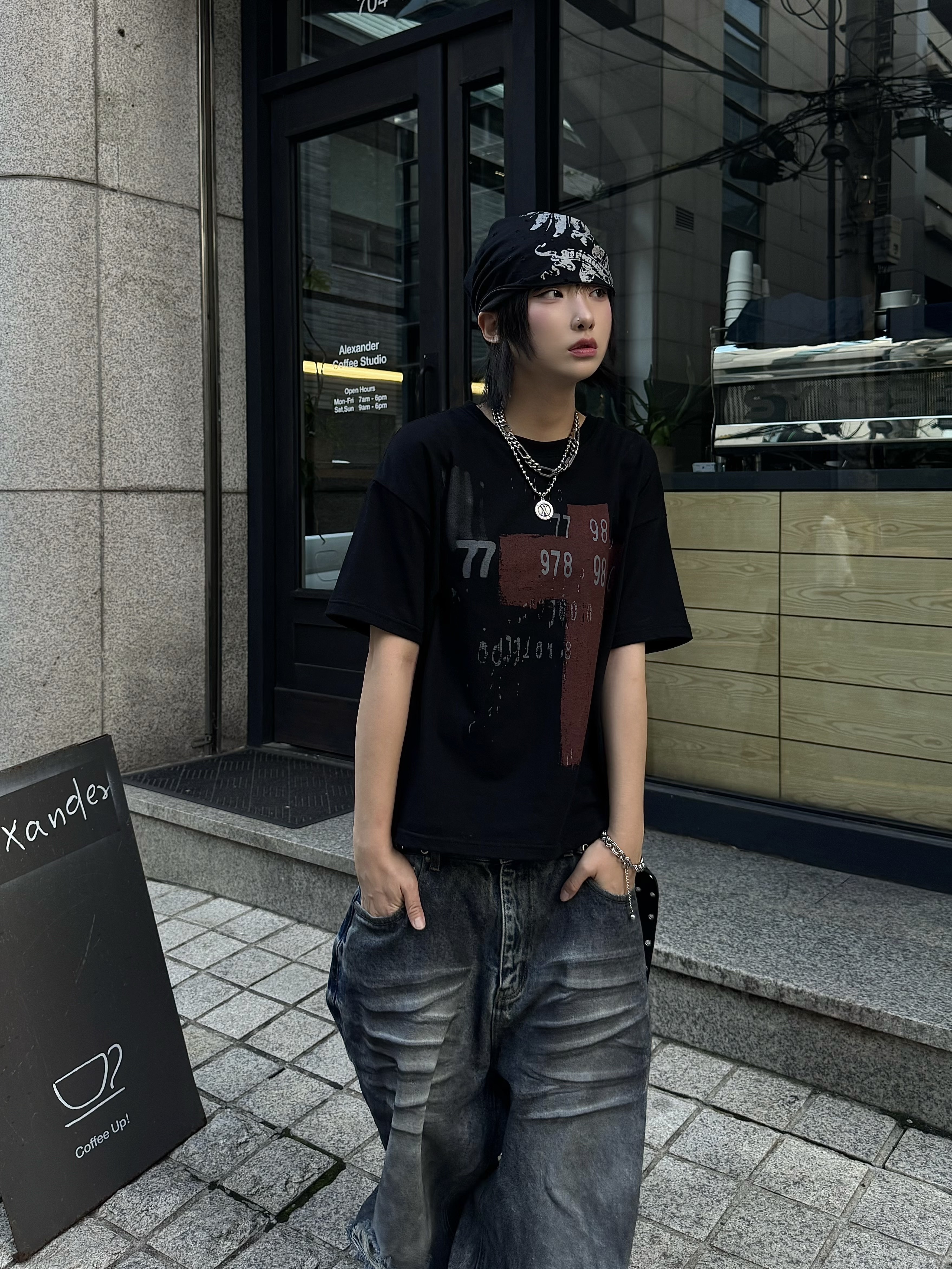 ERL Vamp Skate Shoe Pirate Black, CORNERBLESS Wide Destroyed Dirty Denim Pants Dark Blue 착용 스타일 - 2
