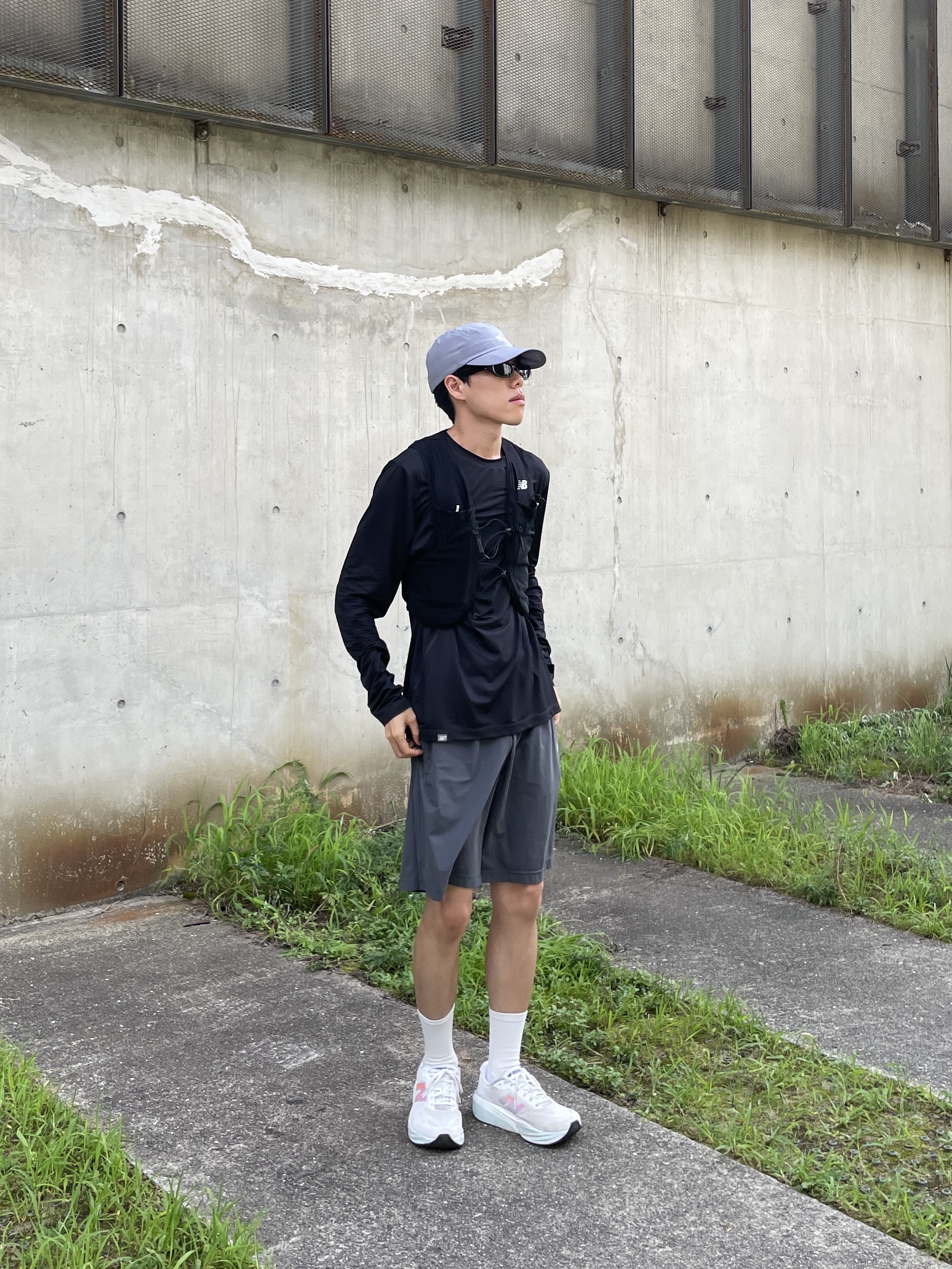 New Balance FuelCell Rebel v5 NB 103 White Pink Heat - 2E Wide, New Balance PF Running Vest Black 착용 스타일 - 5
