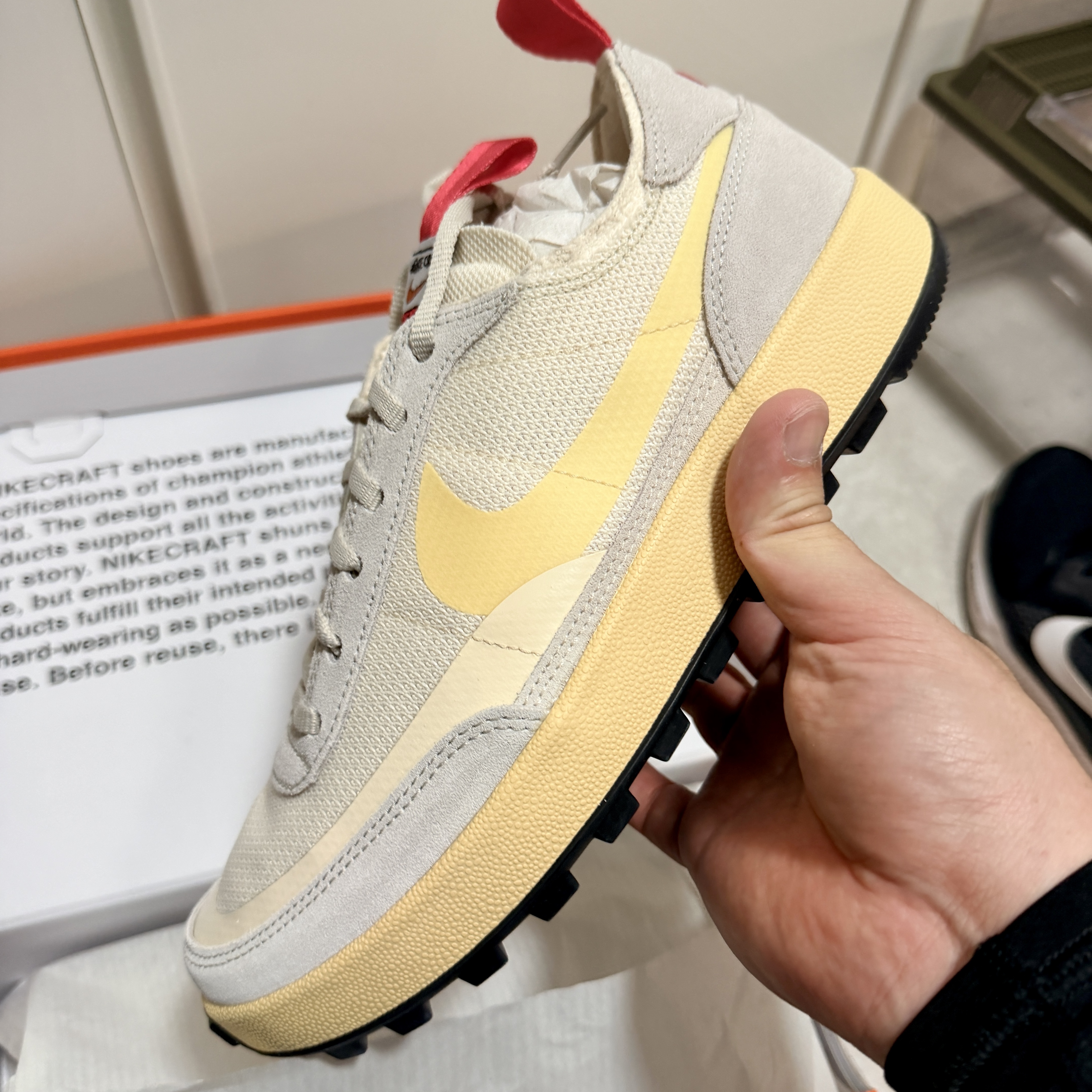 Nike x Tom Sachs General Purpose Shoe Grey Yellow 착용 스타일 - 1