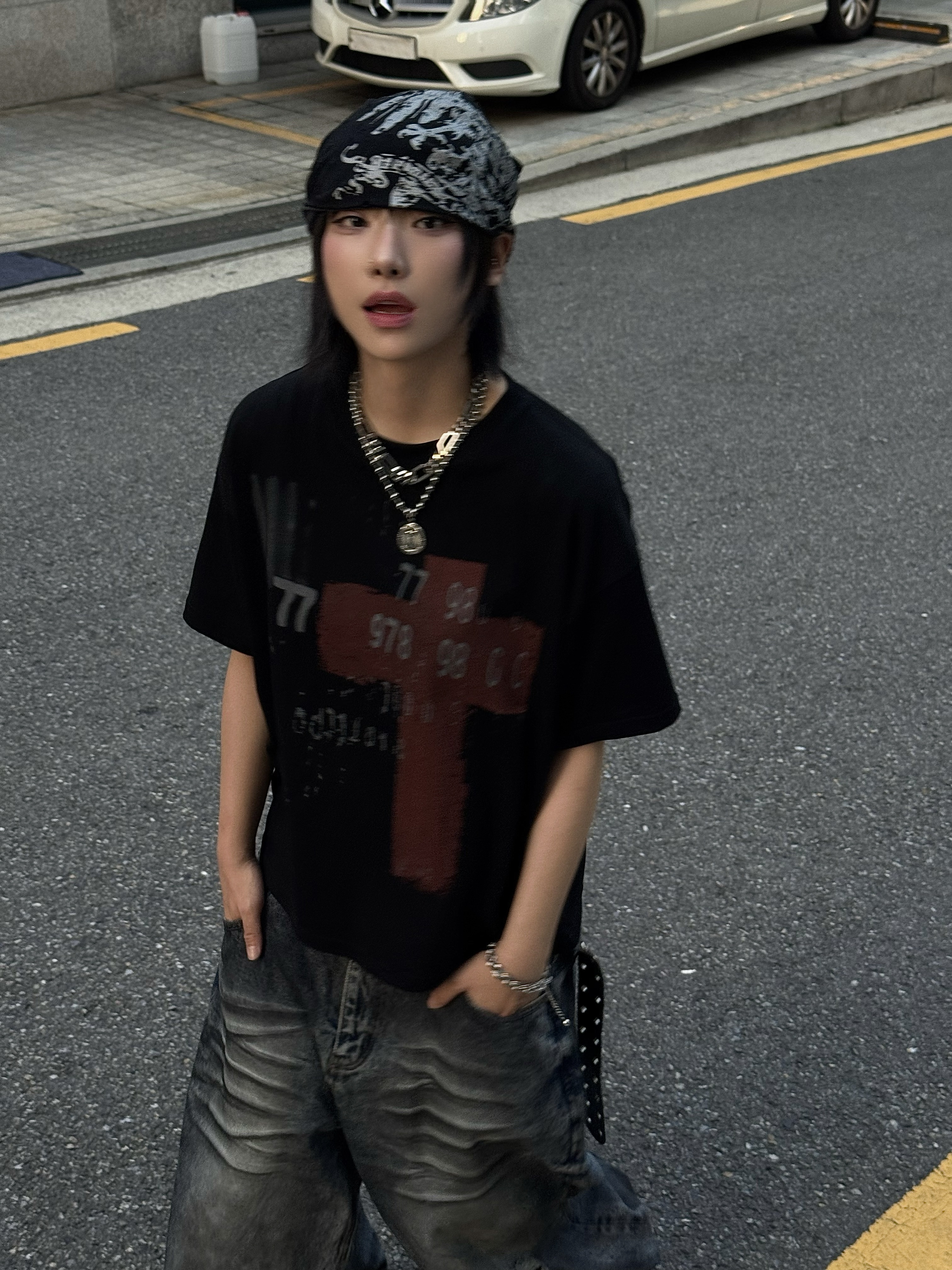 ERL Vamp Skate Shoe Pirate Black, CORNERBLESS Wide Destroyed Dirty Denim Pants Dark Blue 착용 스타일 - 4