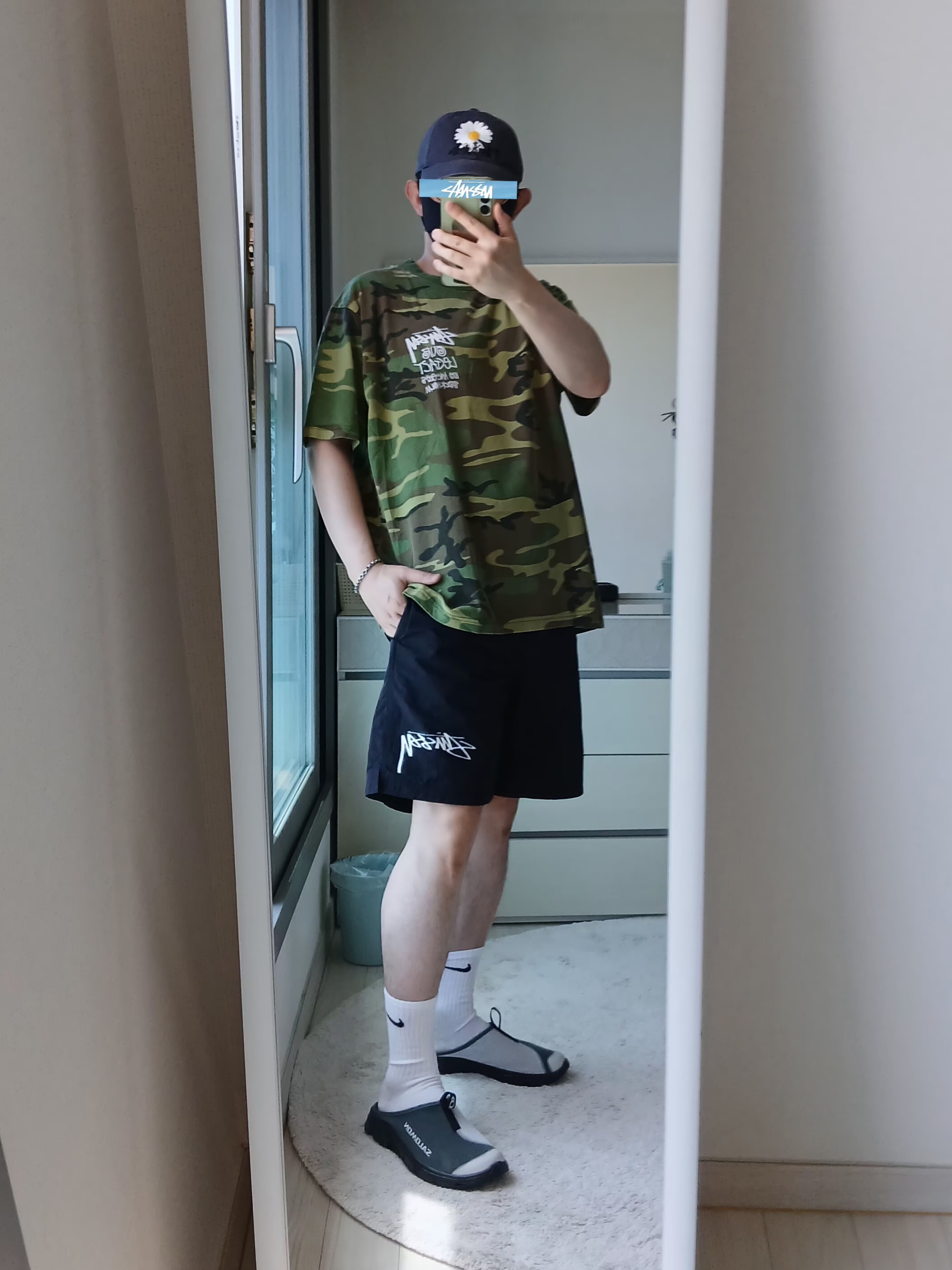 Peaceminusone x Toy Story The First Fan Cap 01 Dark Grey, Stussy x Our Legacy Work Shop Surfman Pigment Dyed T-Shirt Camo 착용 스타일 - 7