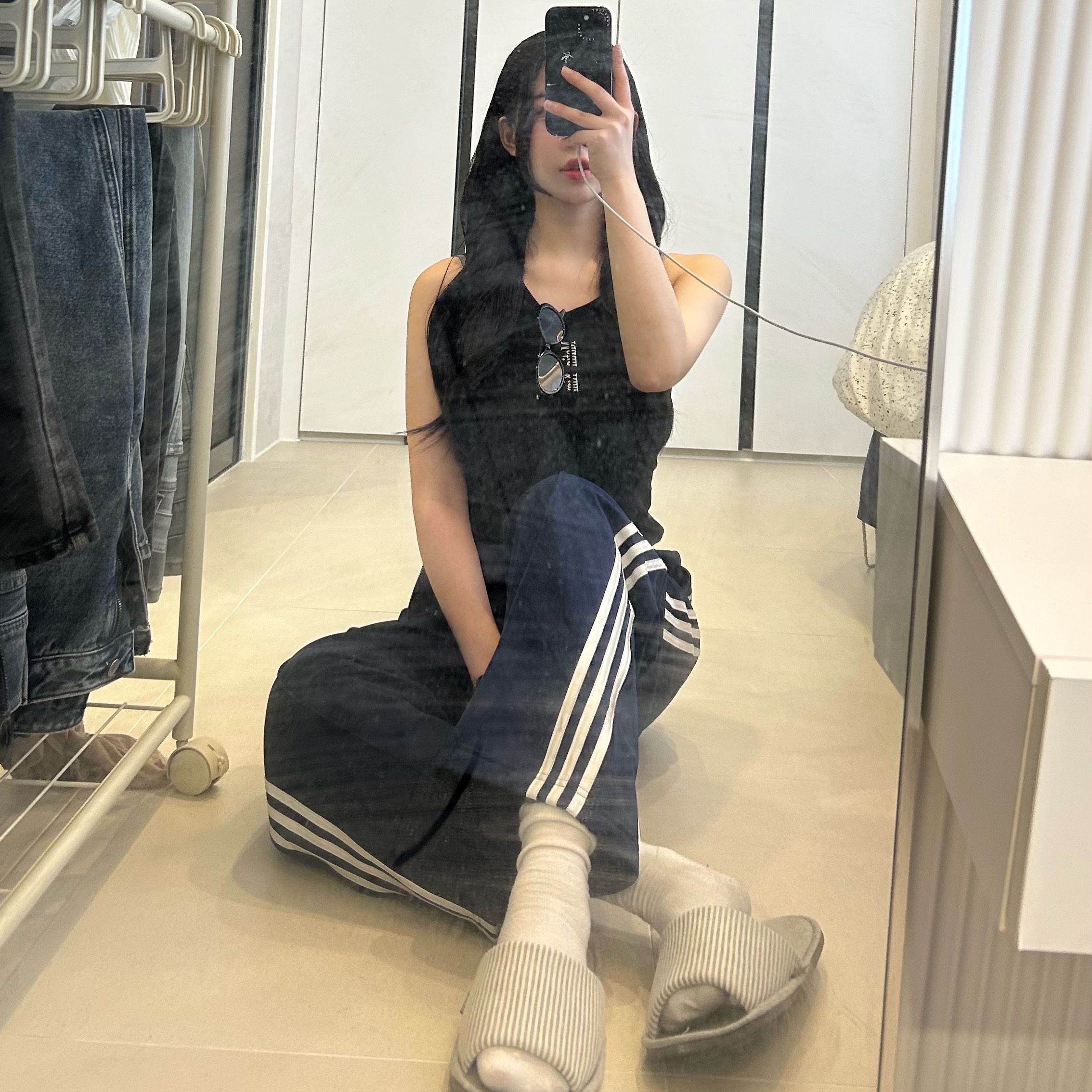 (W) Adidas Firebird Loose Track Pants Night Indigo Off White - KR Sizing, (W) Matin Kim Pintuck Sleeveless Top Black 착용 스타일 - 2