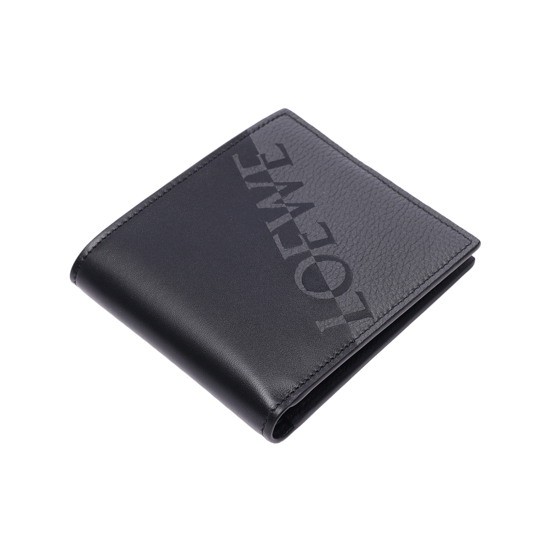 [25% 쿠폰] 로에베 시그니쳐 반지갑 카프스킨 앤트러사이트 블랙([25% 쿠폰] Loewe Signature Bi-Fold Wallet in Calfskin Anthracite Black) - 5