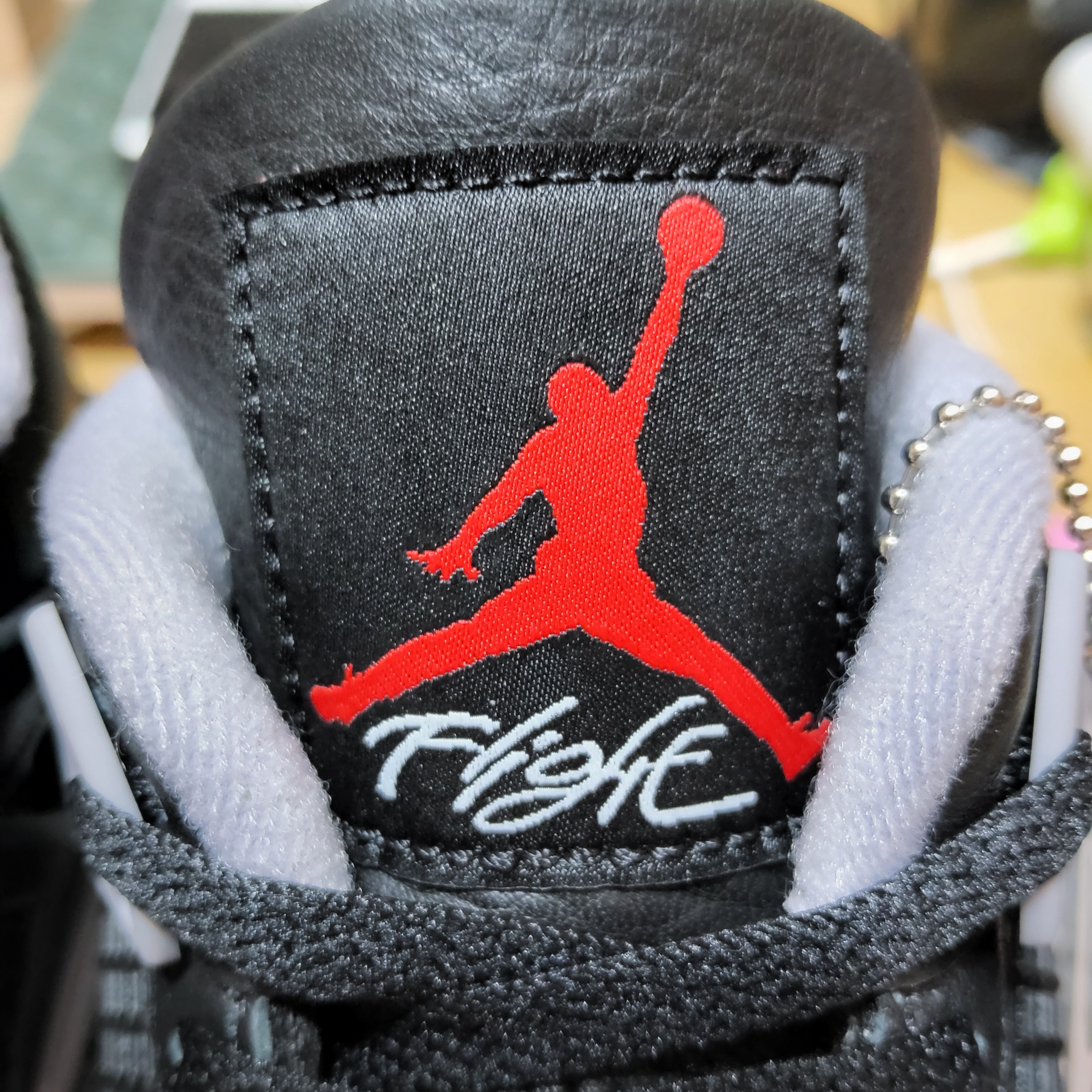 Jordan 4 Retro Bred Reimagined 착용 스타일 - 3
