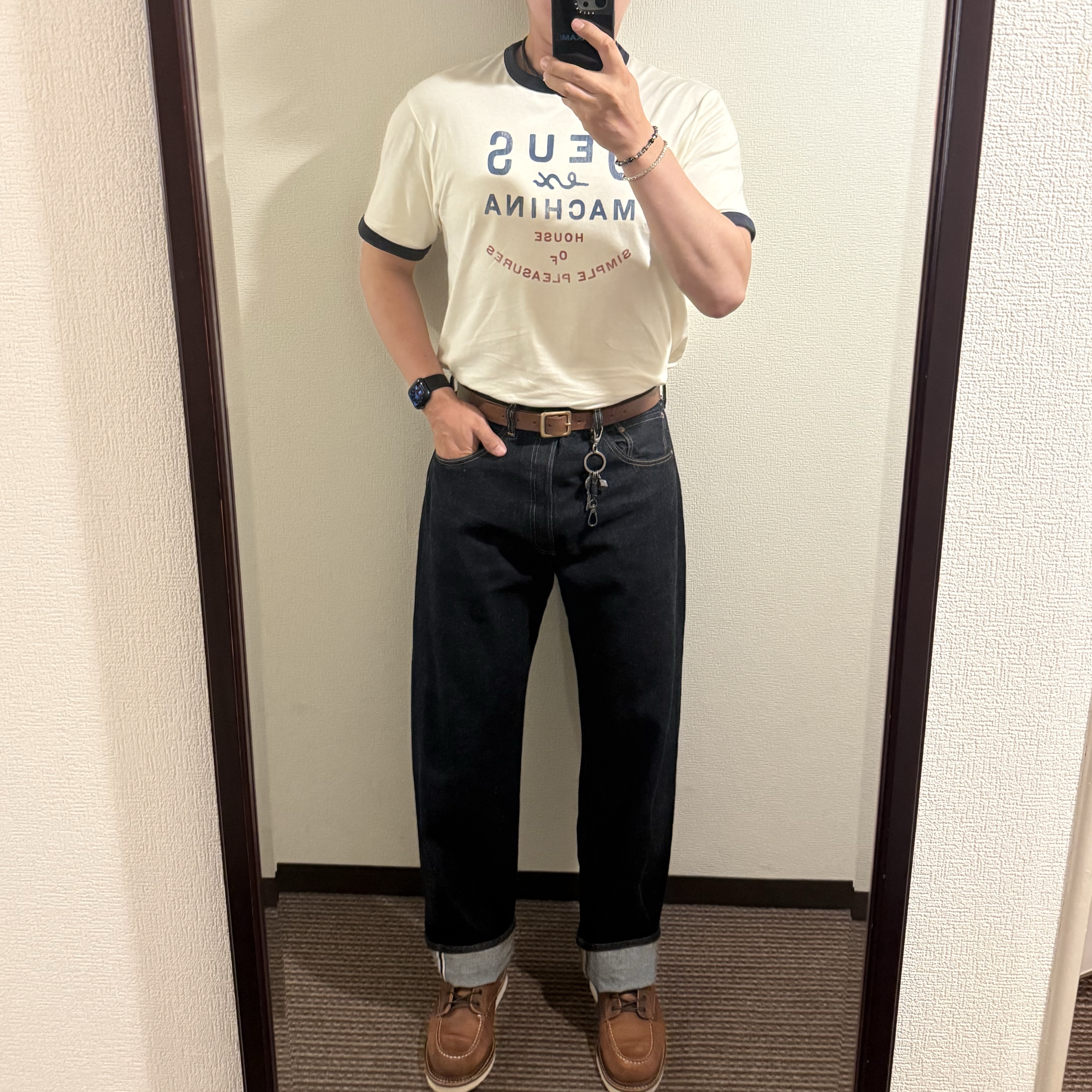 Deus Ex Machina House of Simple Pleasures Ringer T-Shirt Ivory, Red Wing 6 Inch Classic Moc Toe 1907 Copper Rough & Tough - D 착용 스타일