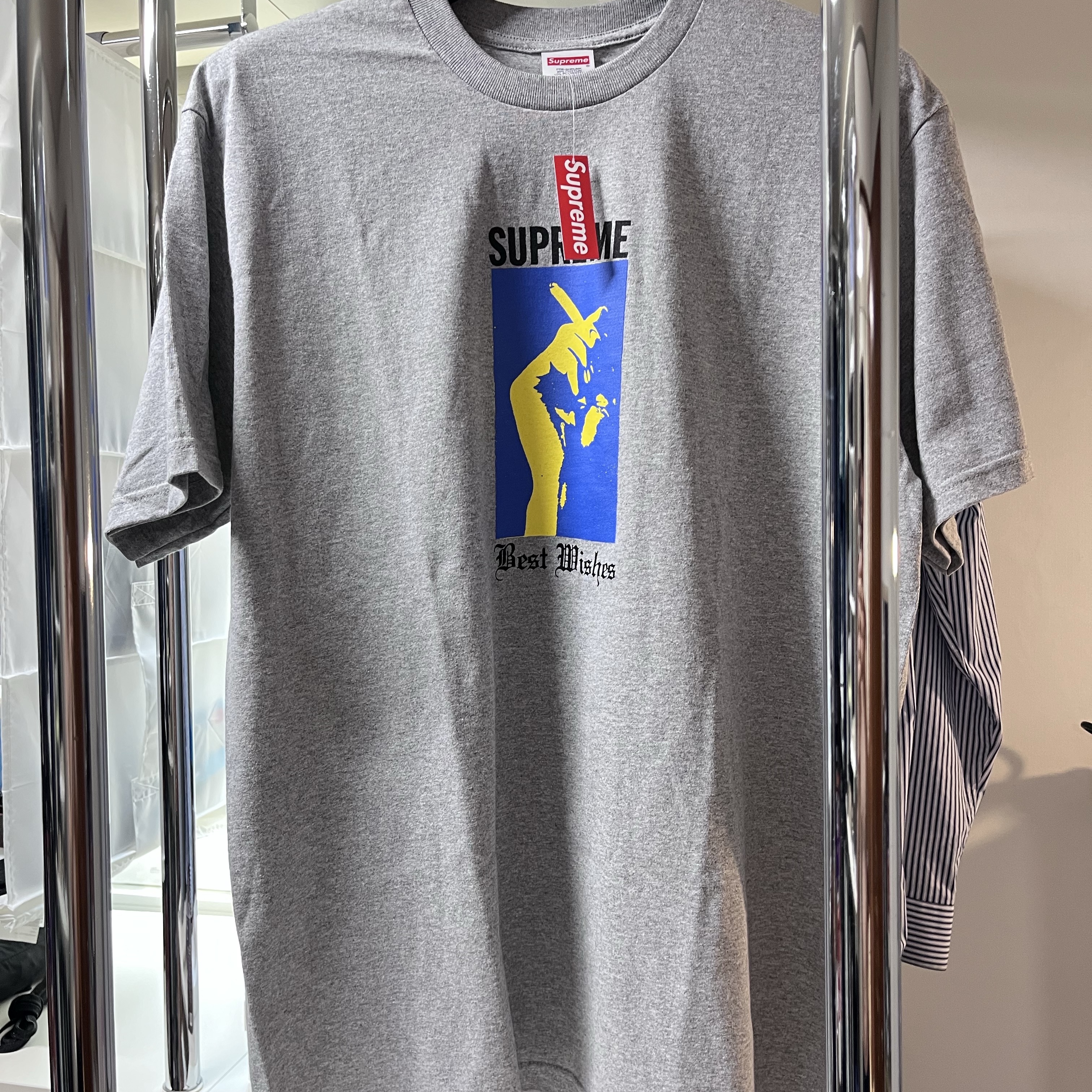 Supreme Wish T-Shirt Heather Grey - 26SS 착용 스타일