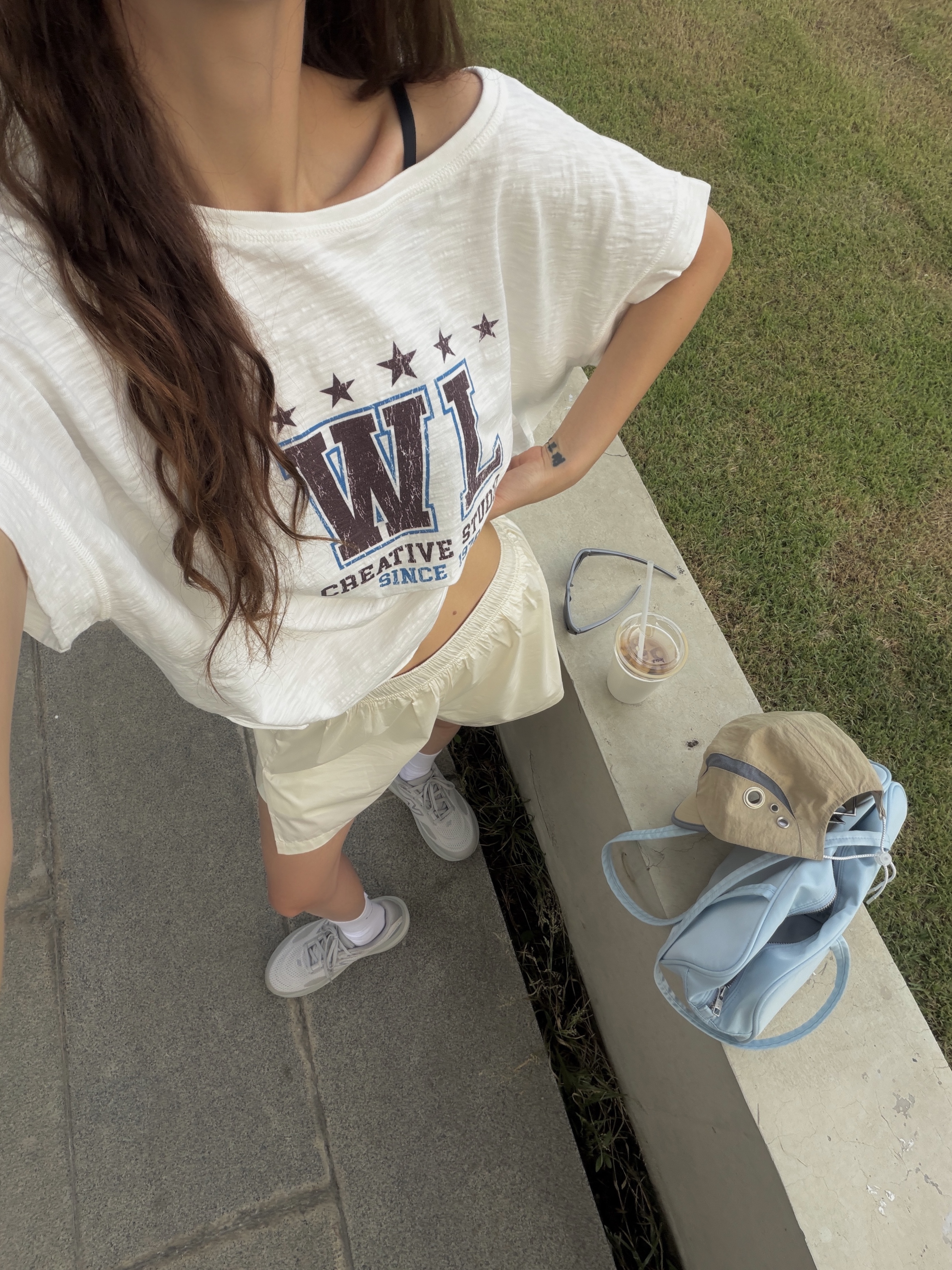 Oakley Terraforma Titanium Frame Prizm Black Polarized Lenses High Bridge Fit, New Balance 1080v15 Grey Matter Silver Metallic - 2E Wide 착용 스타일 - 8