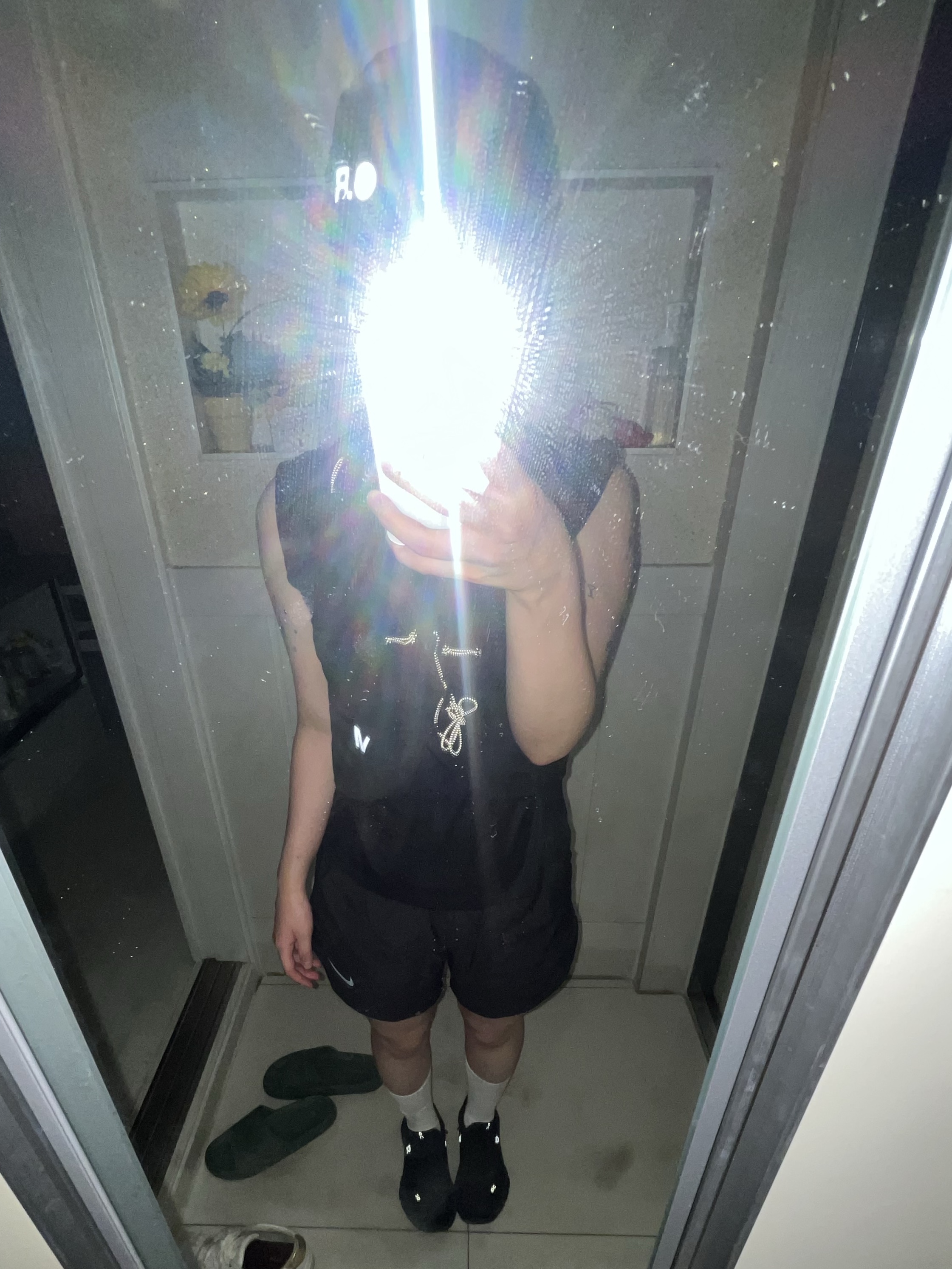 RUNNIX Trail Running Vest Black, Optimistic Runners OR Nylon Cap Black 착용 스타일