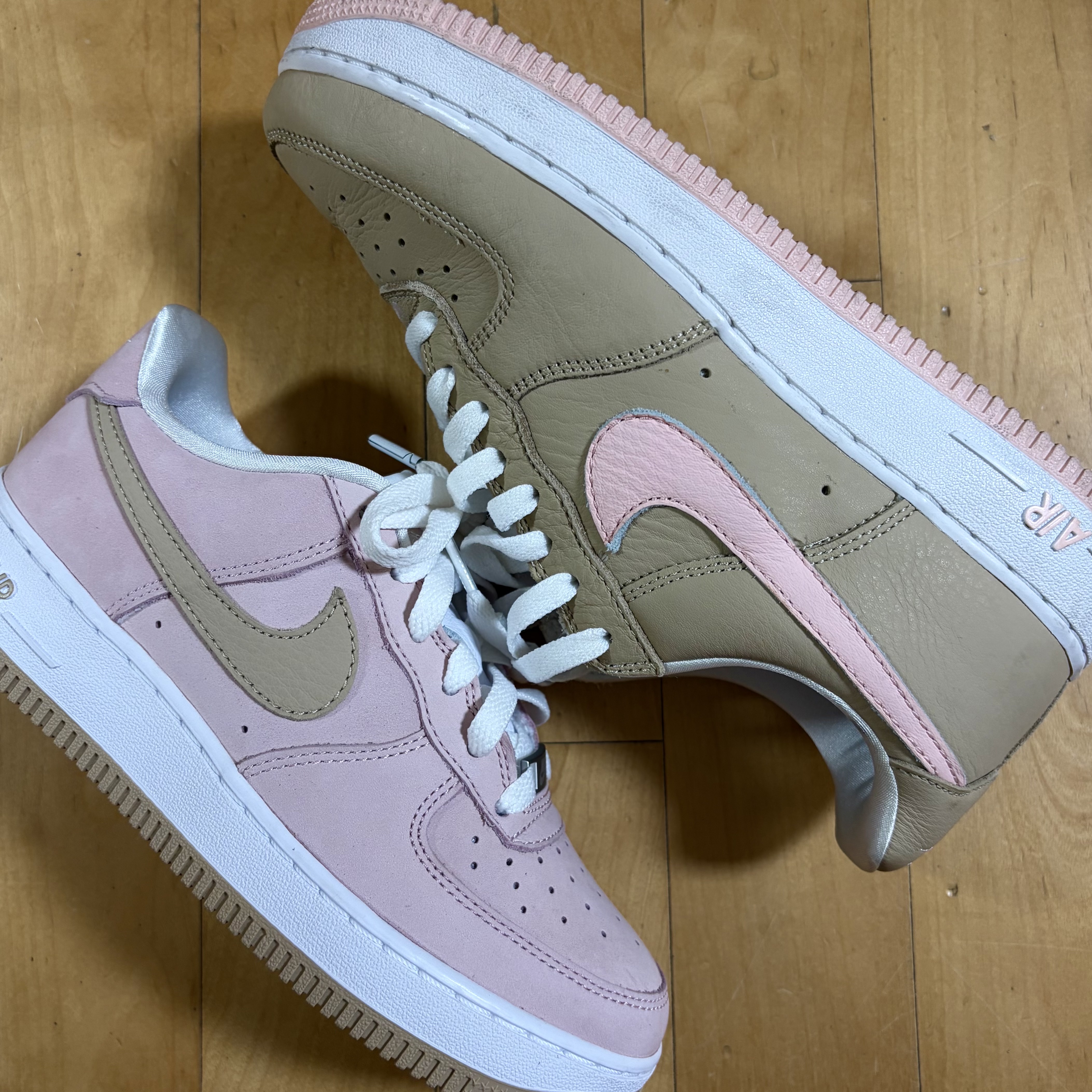 (GS) Nike x Kith Air Force 1 Linen 2026 Atmosphere White 착용 스타일 - 2