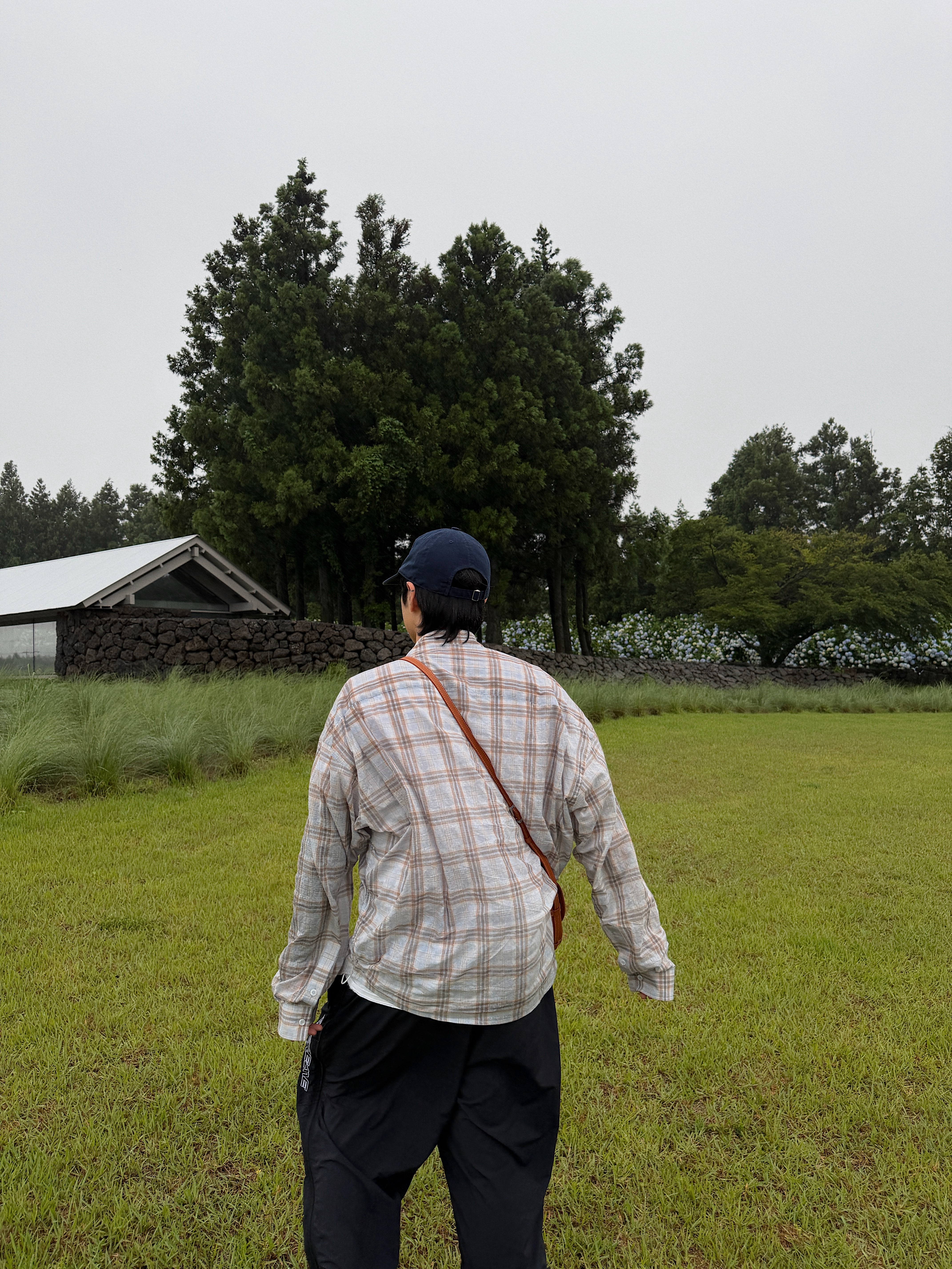ANNOT YOUTH Long Bill Washing Cap Navy, Nonnod Flexible Sheer Check Shirt Ash Gray 착용 스타일 - 4