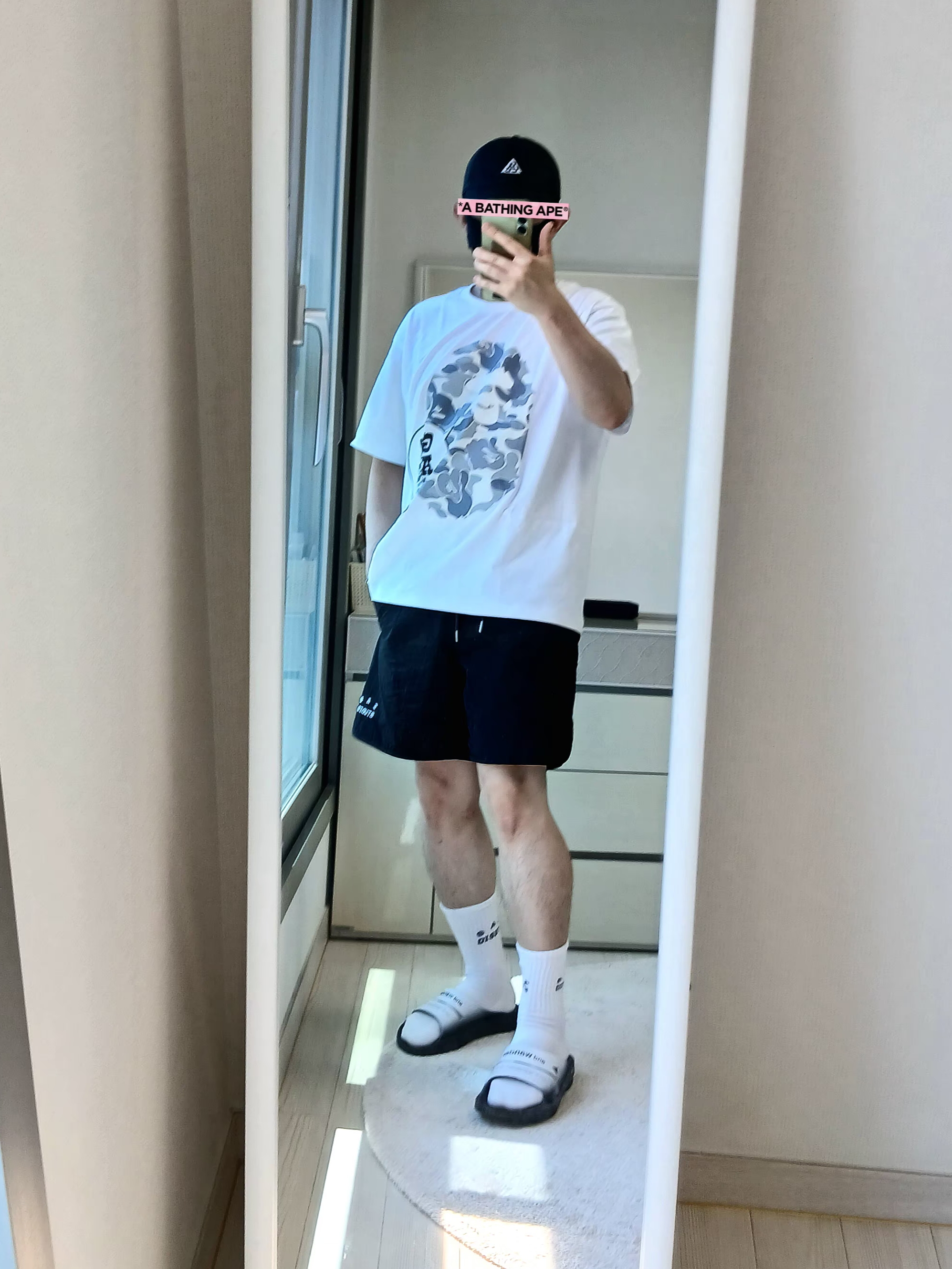 Nike ACG Trail Cap Black, IAB Studio IAB Shorts Black 착용 스타일 - 3