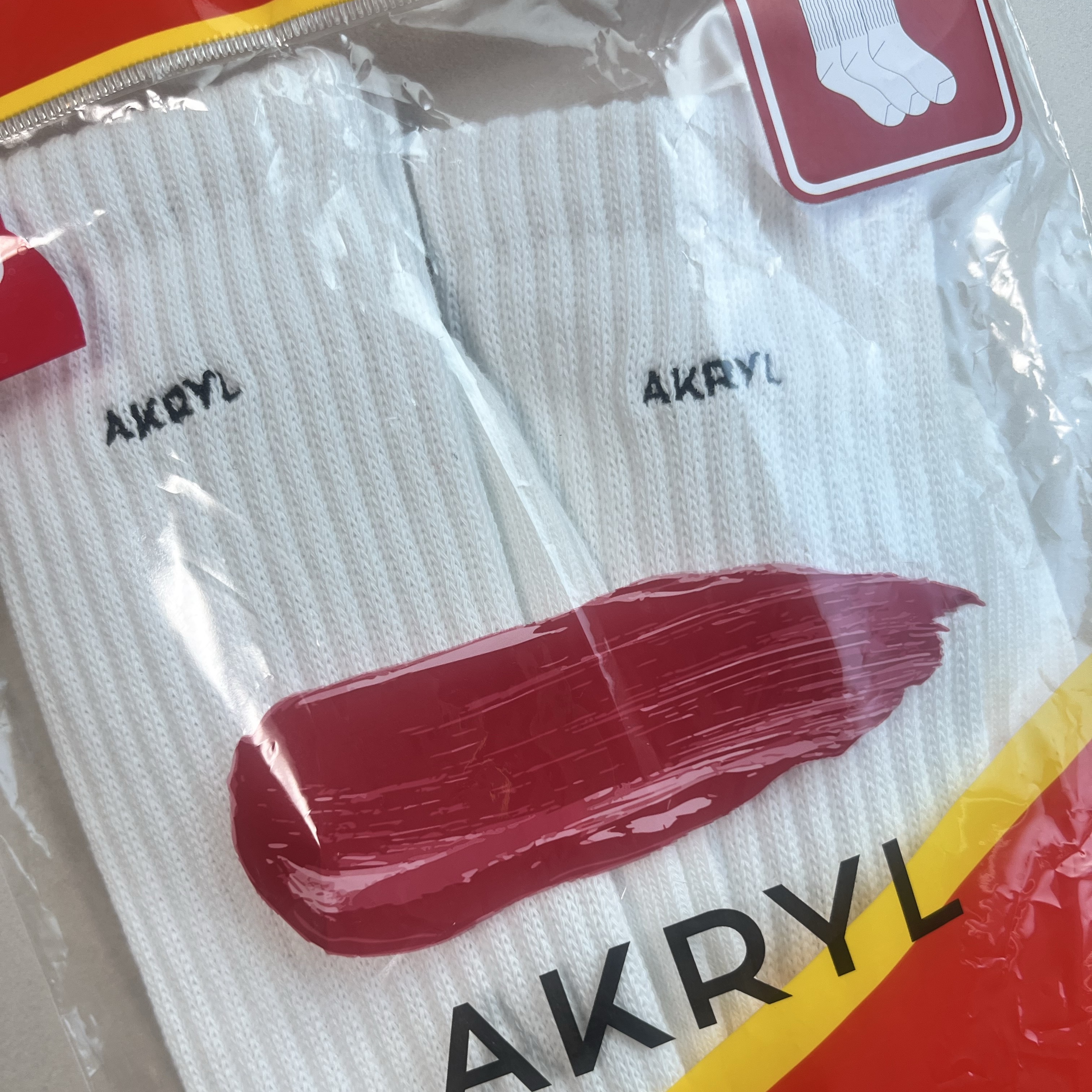 AKRYL Fruits Icon Socks White - 26FW 착용 스타일