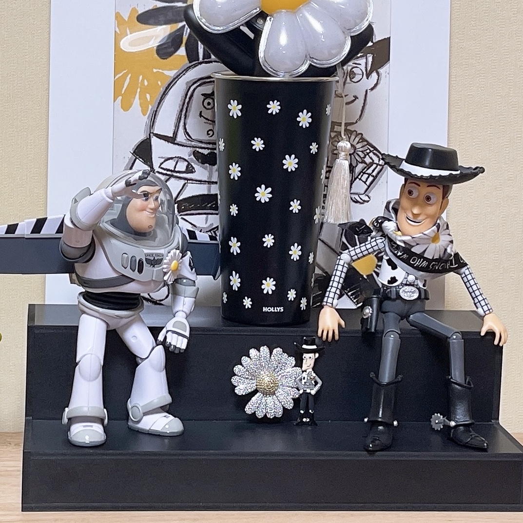Peaceminusone x Toy Story The First Fan Collectable Toy Alien, Peaceminusone x Toy Story The First Fan Action Figure Buzz 착용 스타일 - 1