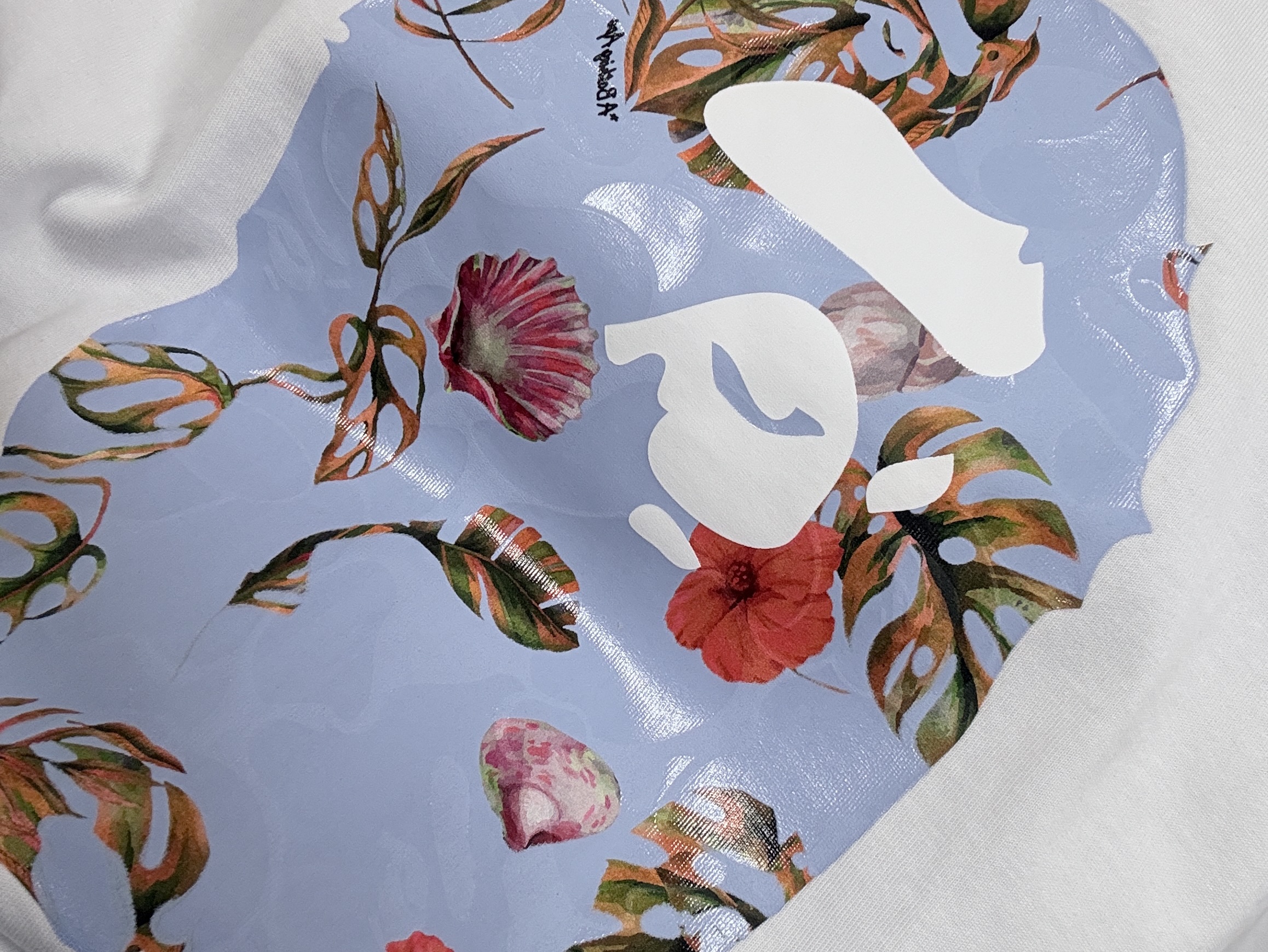 BAPE Traditional Japanese Pattern Ape Head T-Shirt White Navy, BAPE Japan Ape Head T-Shirt Black 착용 스타일 - 2