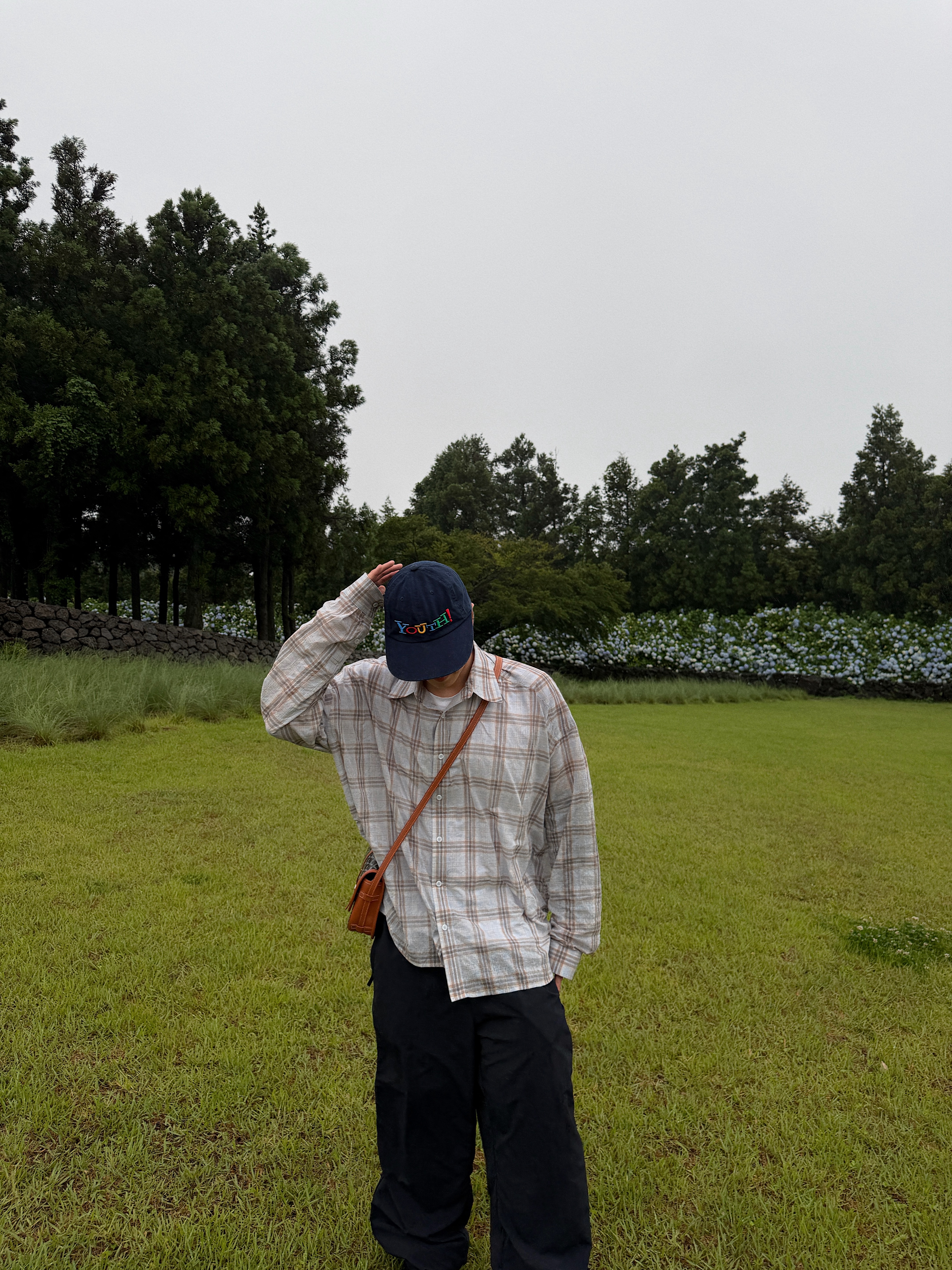 ANNOT YOUTH Long Bill Washing Cap Navy, Nonnod Flexible Sheer Check Shirt Ash Gray 착용 스타일 - 3