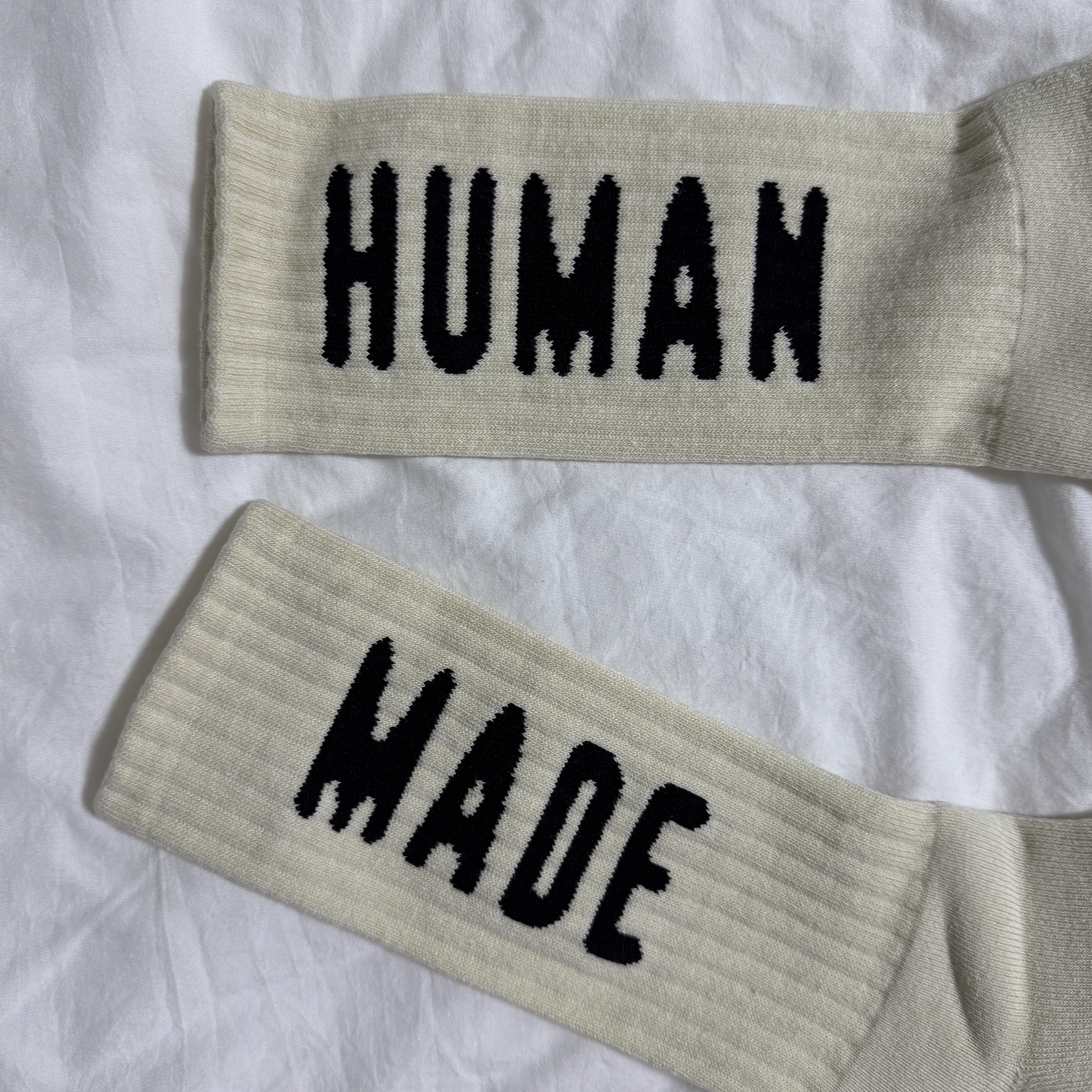 Human Made HM Logo Socks White 착용 스타일 - 3