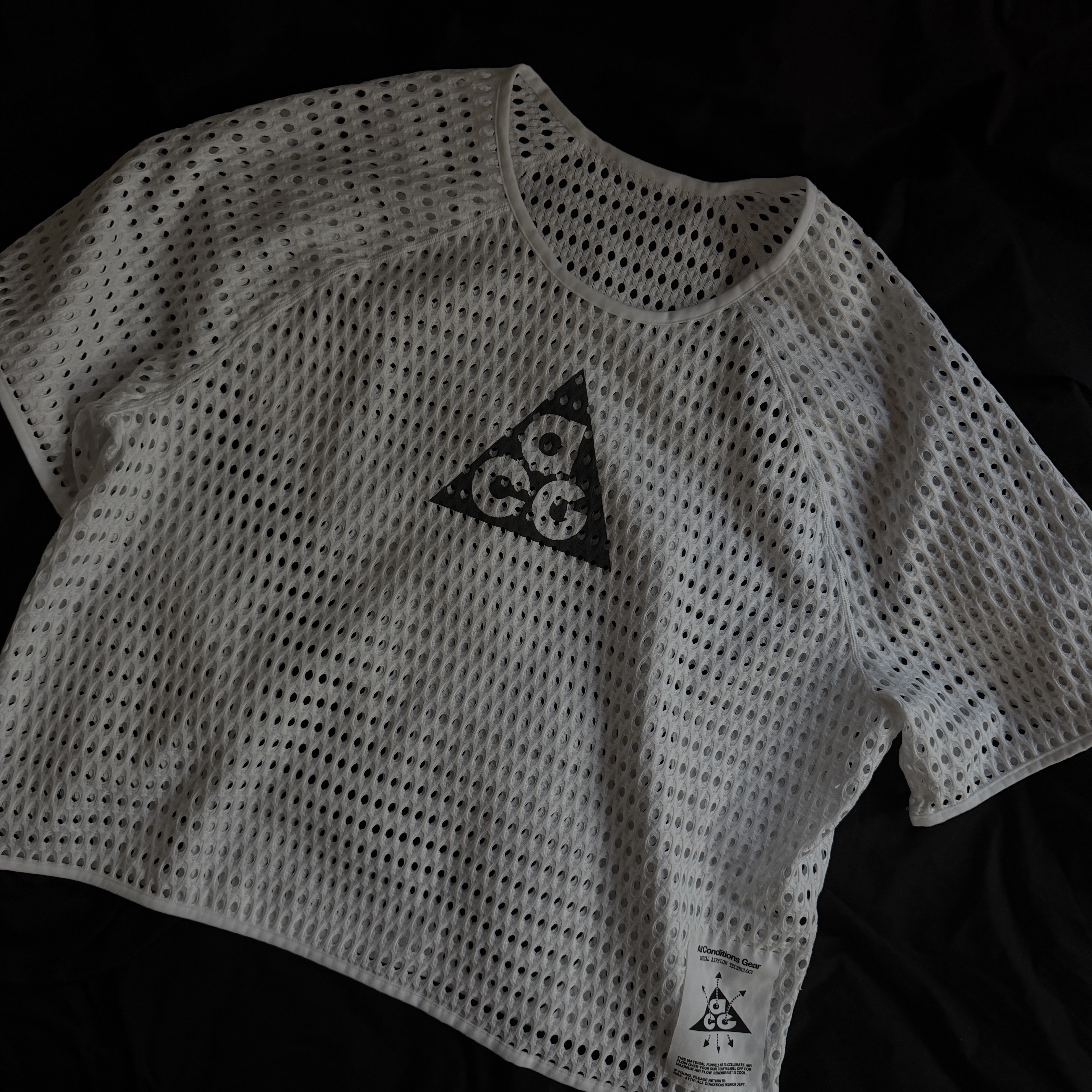 Nike ACG Radical Airflow Dri-Fit Short Sleeve Running Top White Anthracite - Asia 착용 스타일