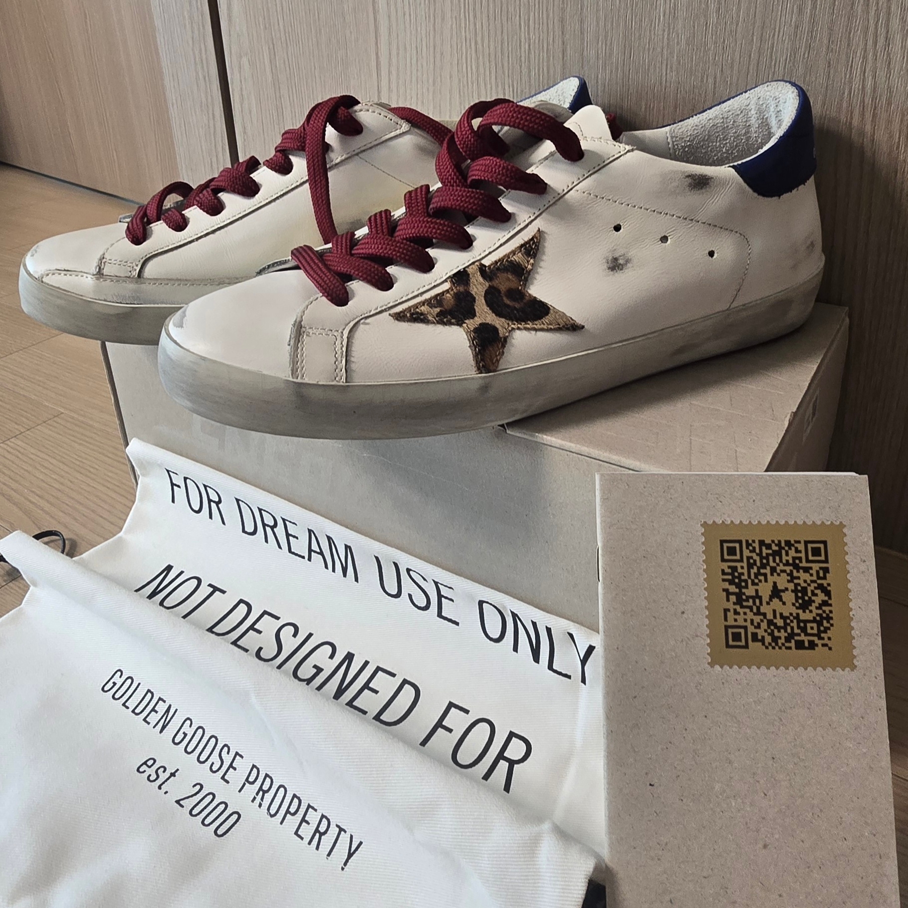 Golden Goose Superstar Leopard Horsy Star Sneakers White Brown 착용 스타일 - 1