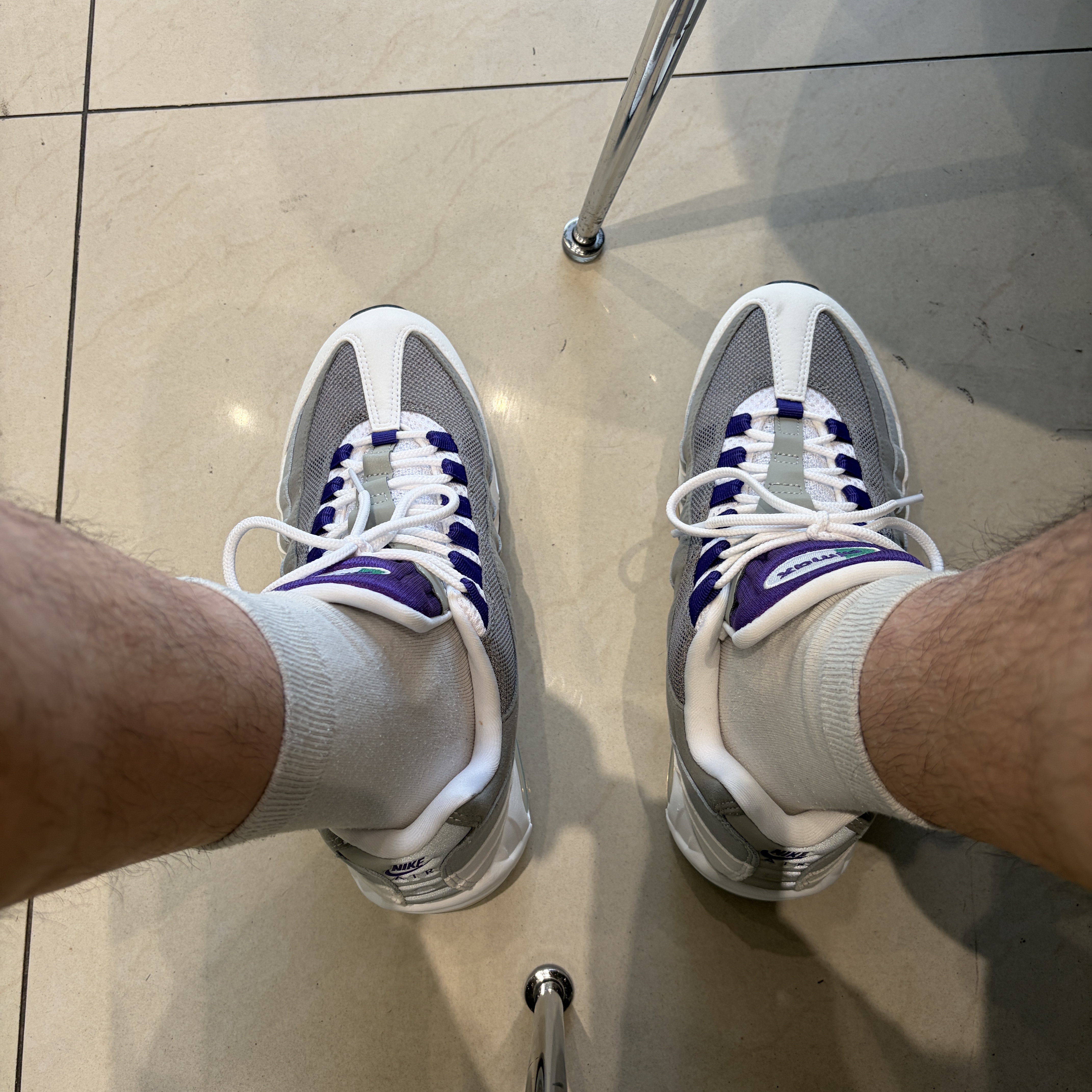 (W) Nike Air Max 95 White Emerald Green 착용 스타일