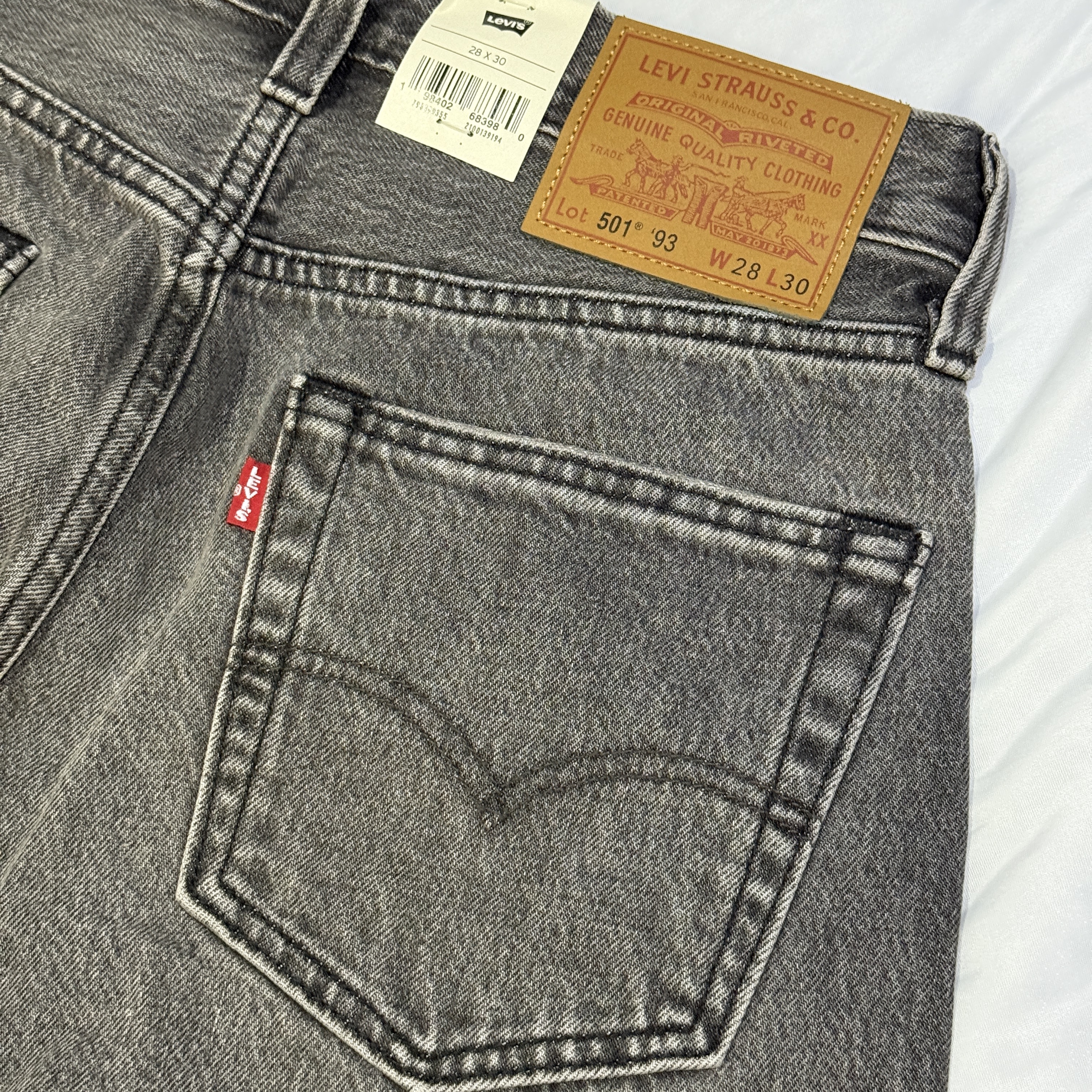 Beams x Levi's 501 Denim Pants Black 착용 스타일 - 2
