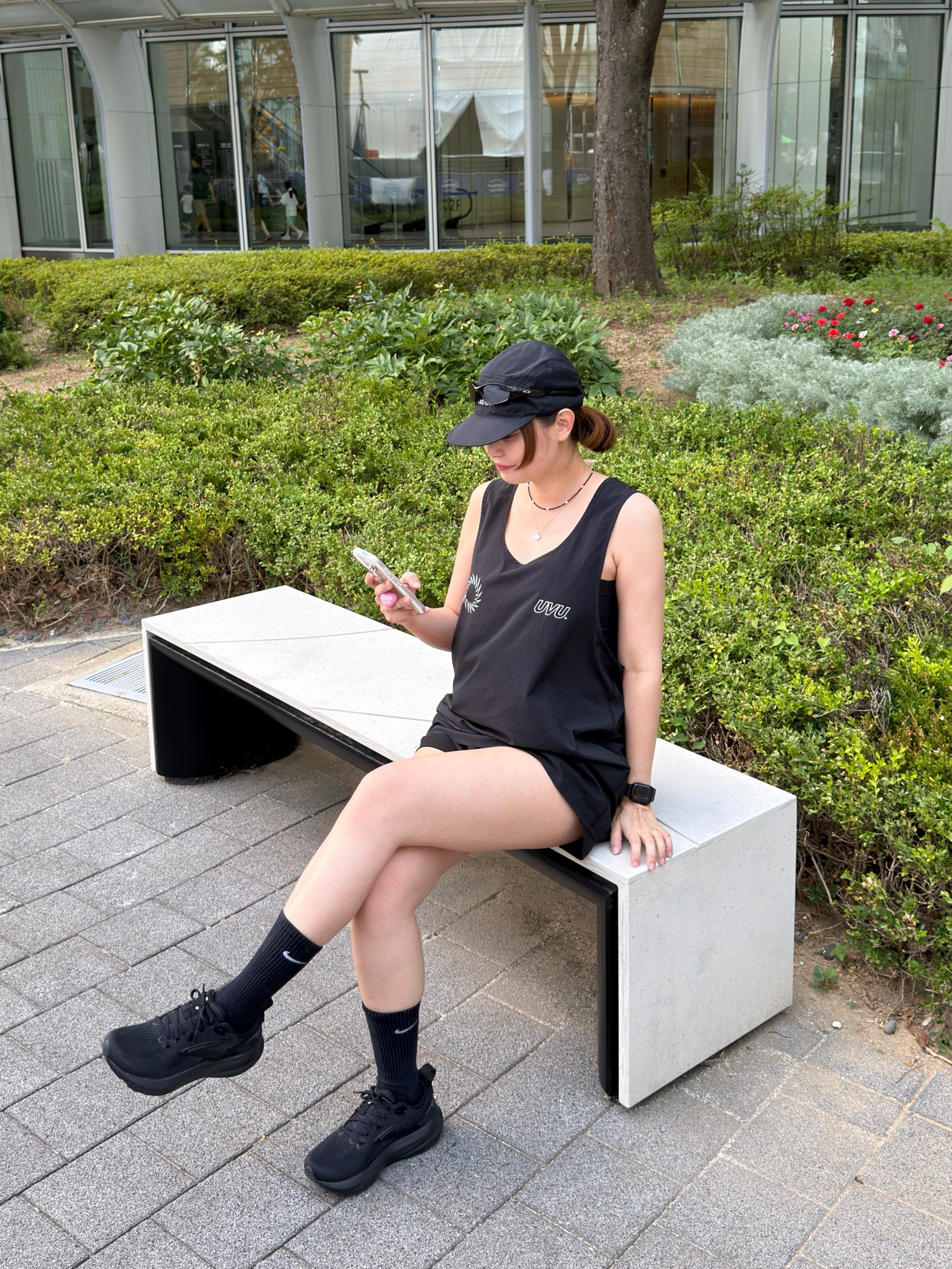 UVU Running Vest Black, Brooks Running Glycerin 22 Black - D Medium 착용 스타일 - 2
