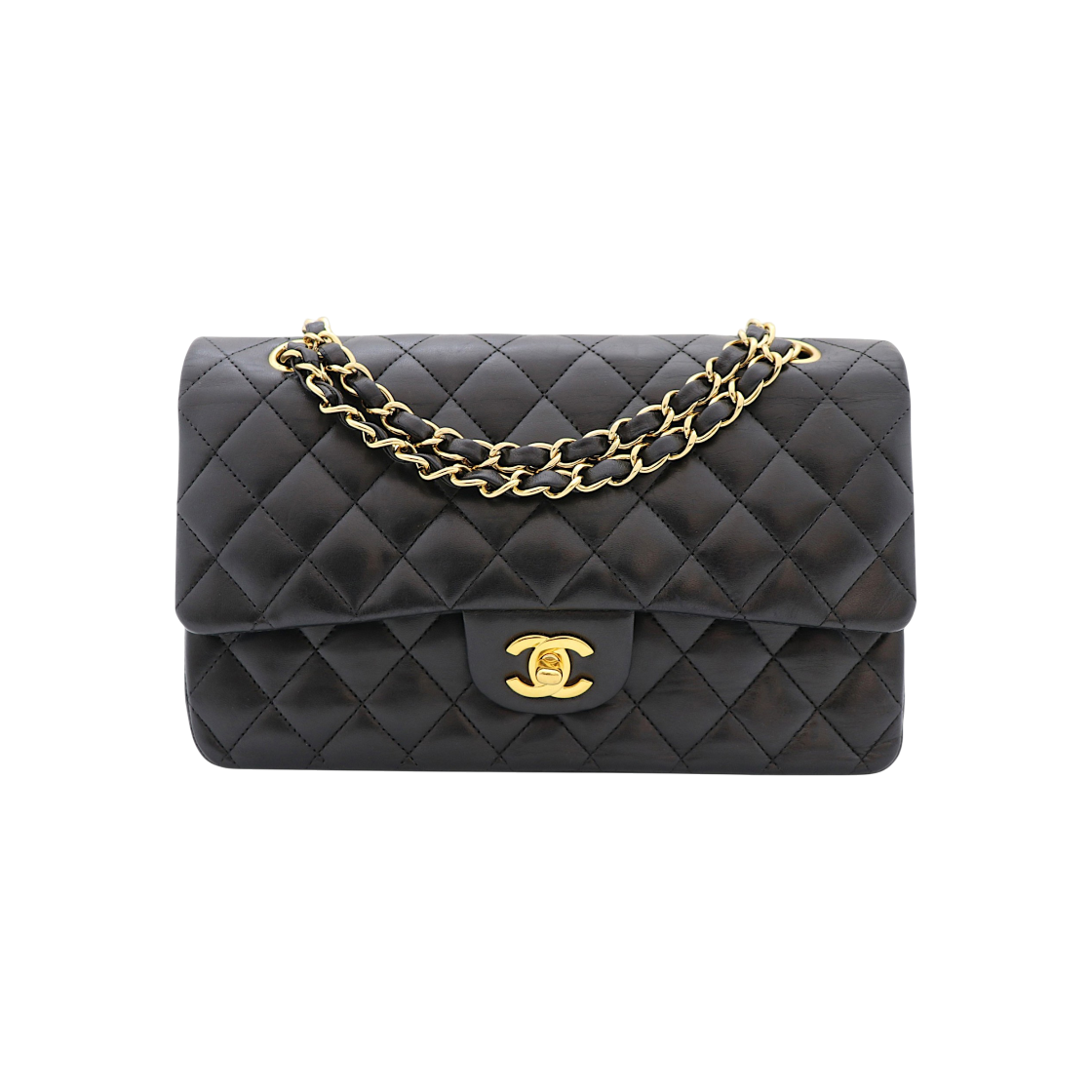 ITHINGMC4B69 Chanel Classic Medium Lambskin