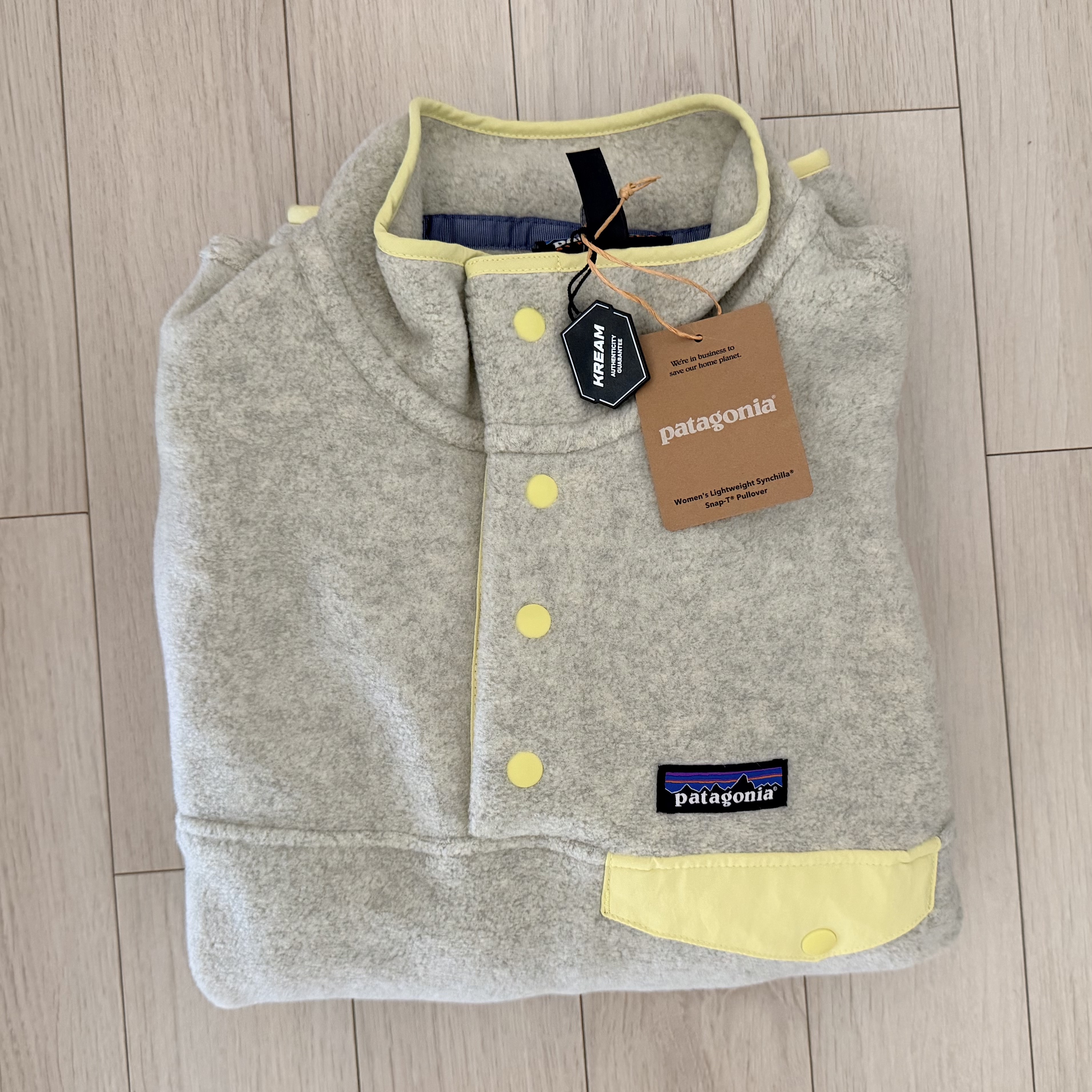 (W) Patagonia Lightweight Synchilla Snap-T Fleece Pullover Oatmeal Heather W Nearly Green, Patagonia Retro Pile Fleece Jacket Pelican W Smolder Blue 착용 스타일 - 1