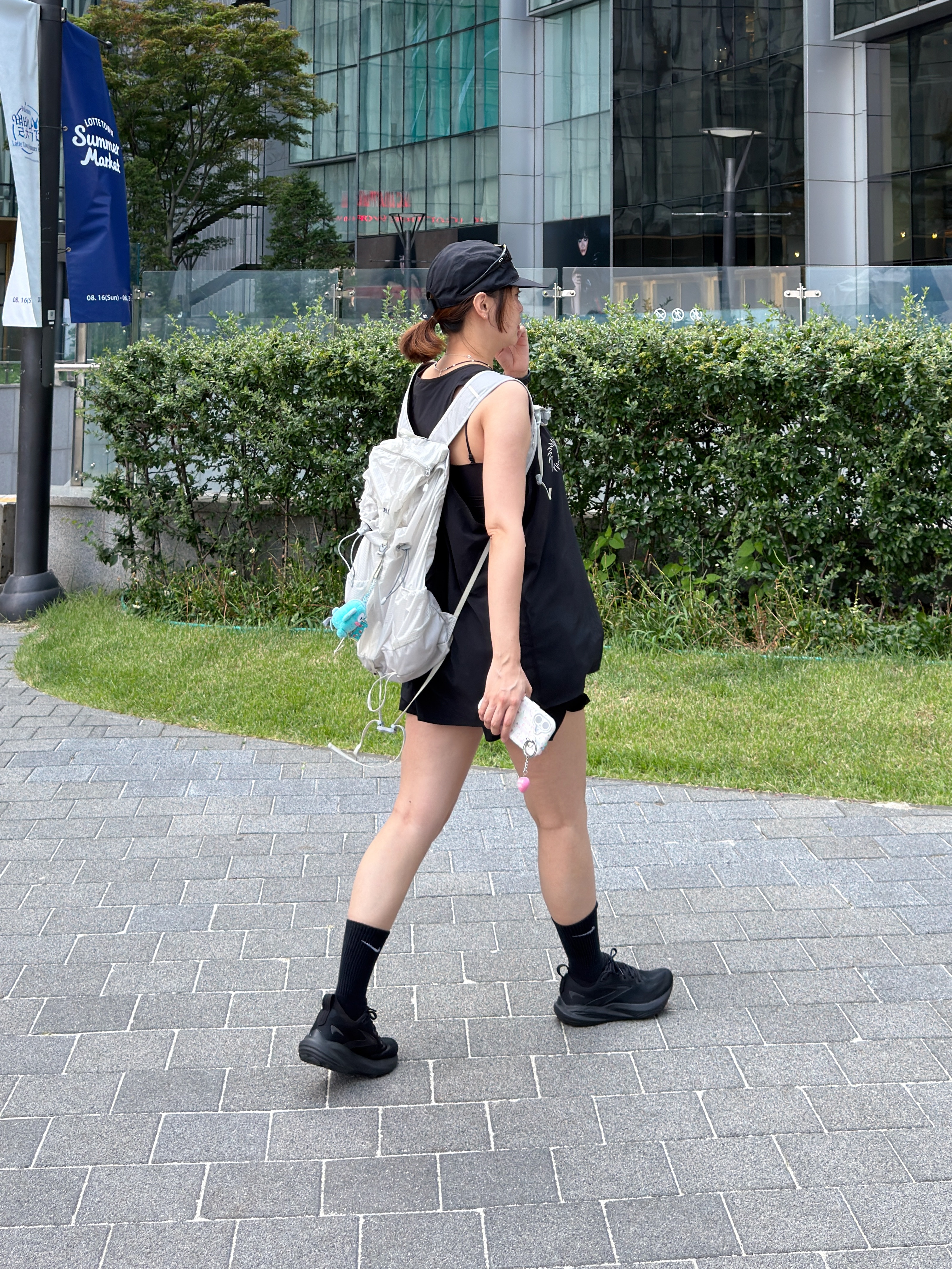UVU Running Vest Black, Brooks Running Glycerin 22 Black - D Medium 착용 스타일 - 3