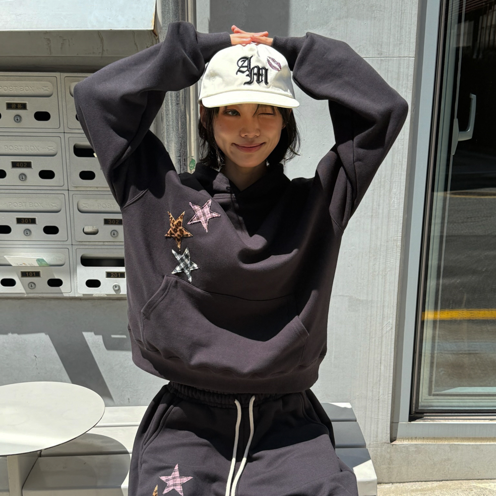 아모우 믹스 스타 아플리케 후디 블랙(AMOU Mix Star Applique Hoodie Black) - 4