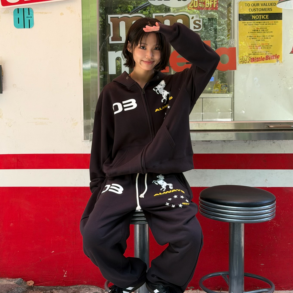 아모우 홀스 스웻 팬츠 블랙(AMOU AMOU Horse Sweat Pants Black) - 4
