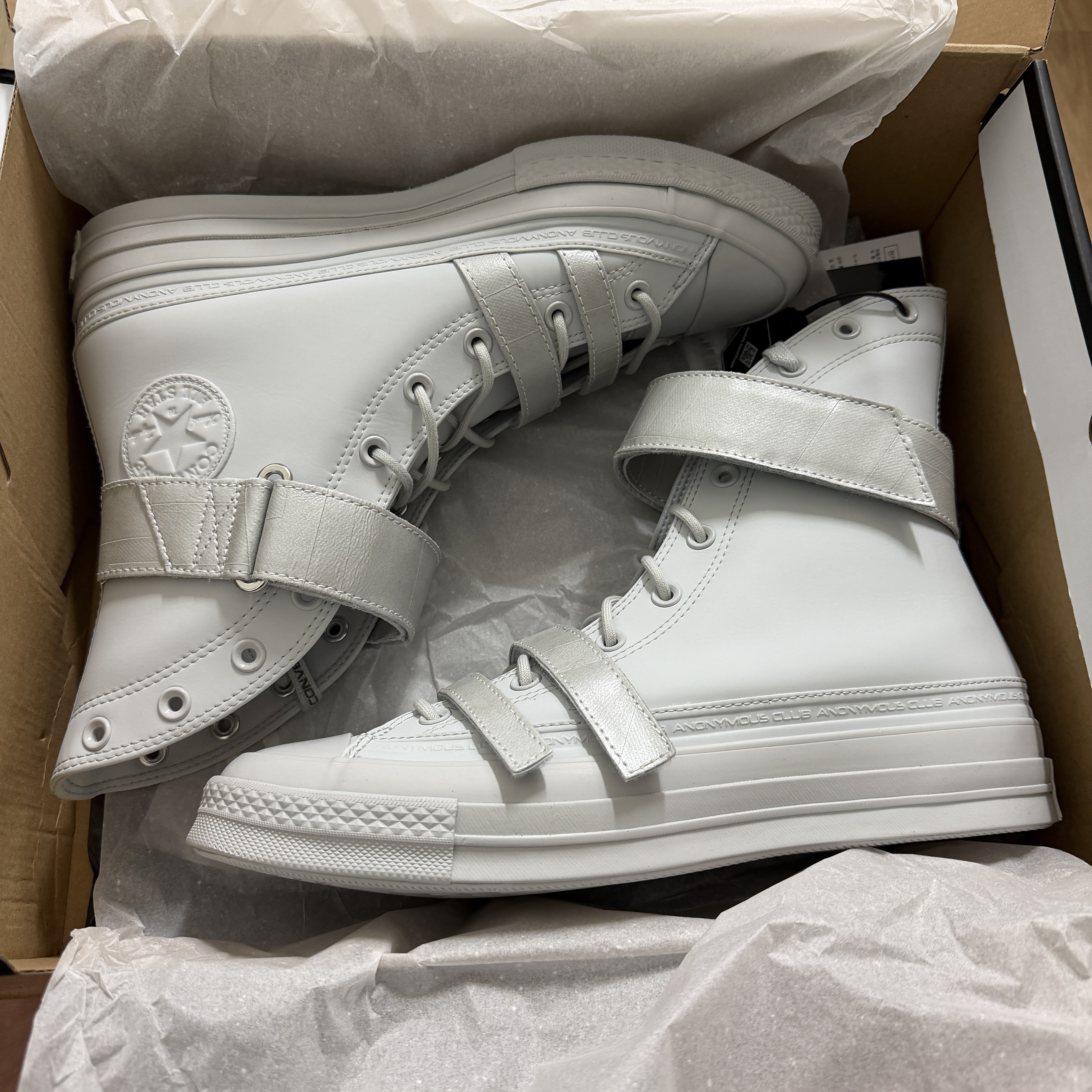 Converse x Anonymous Club Chuck 70 Hi Glacier Grey White 착용 스타일