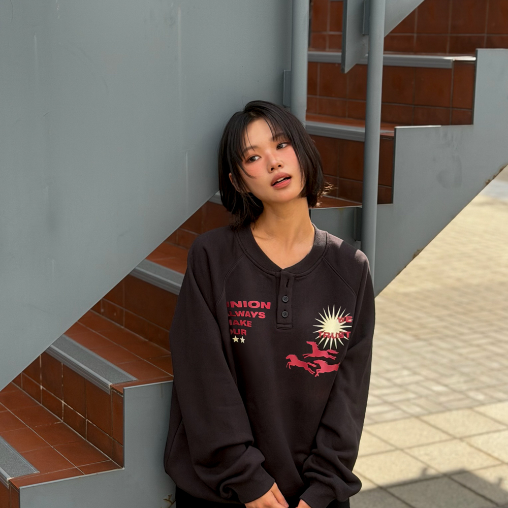 아모우 썬 홀스 헨리넥 블랙(AMOU Sun Hosre Henley Neck Black) - 4