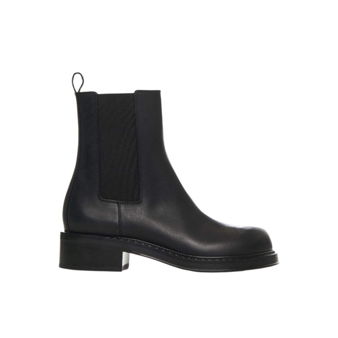 816523VBS501000 (W) Bottega Veneta Leather Cliff Ankle Boot Black