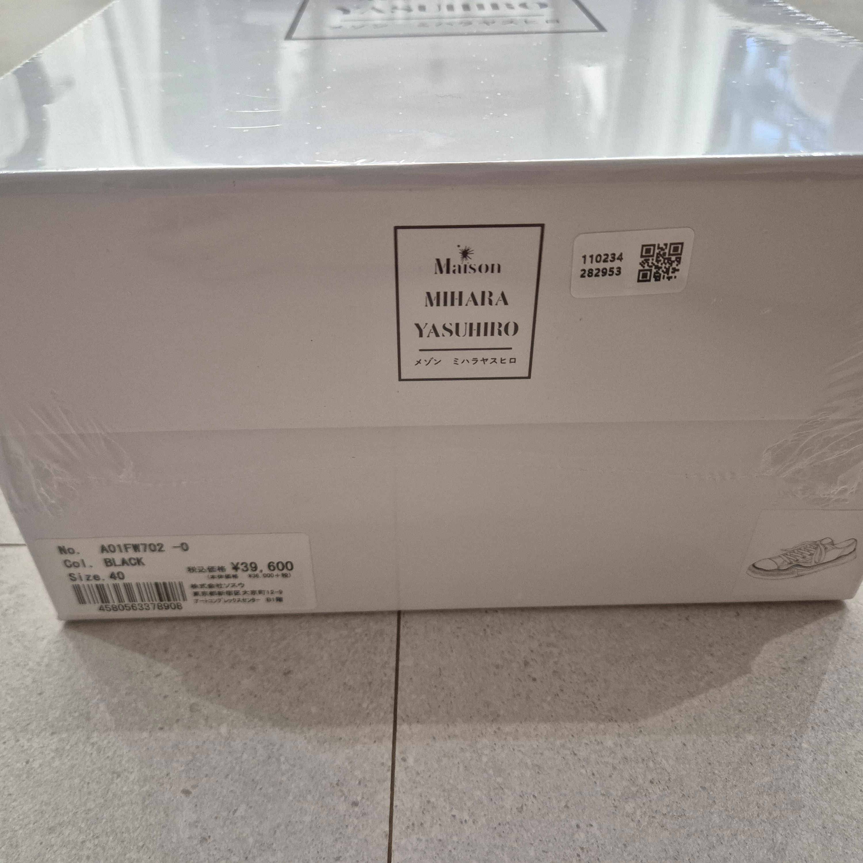 Maison Mihara Yasuhiro Peterson OG Sole Canvas Low Sneakers Black 착용 스타일 - 2