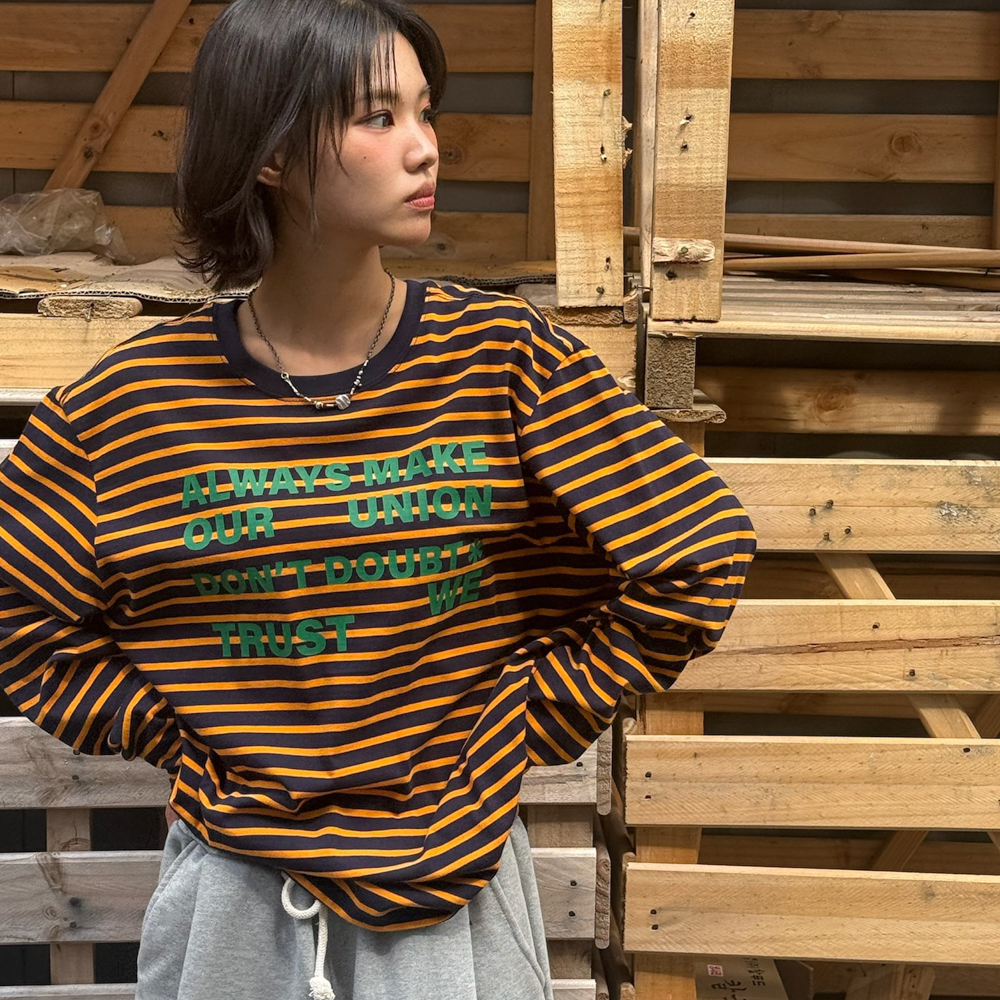아모우 레터링 스트라이프 롱슬리브 오렌지(AMOU Lettering Stripe Long Sleeve Orange) - 4