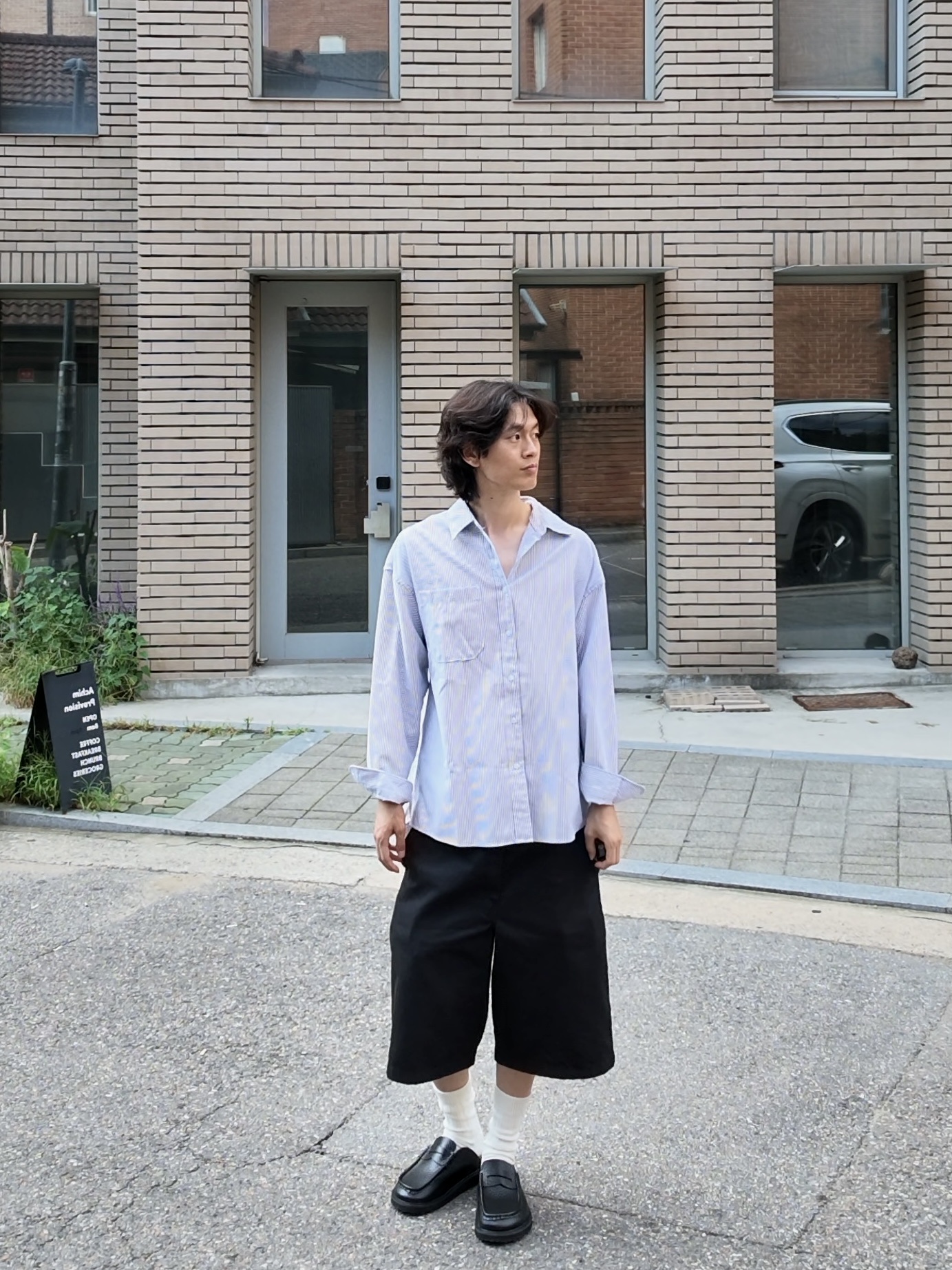 Dickies Loose Fit 13 Inch Flat Front Work Shorts Black 착용 스타일 - 5