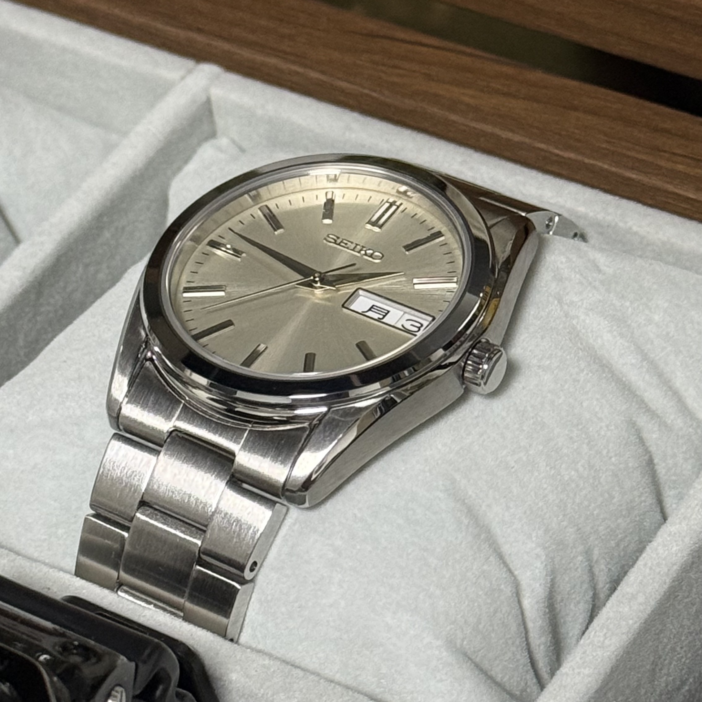 Seiko SBTH007 Silver 착용 스타일