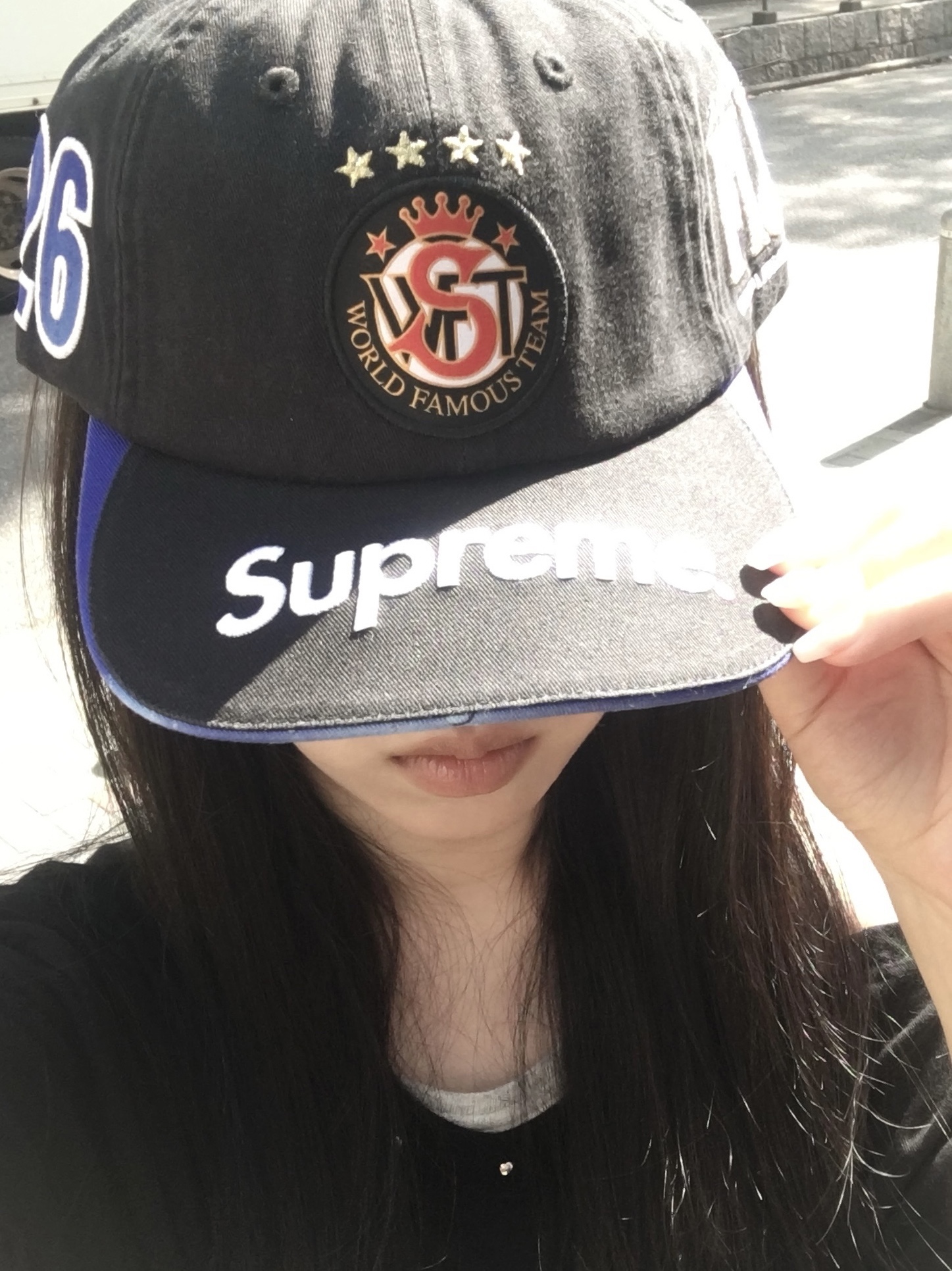 Supreme x FIJI 6-Panel Black - 26SS 착용 스타일