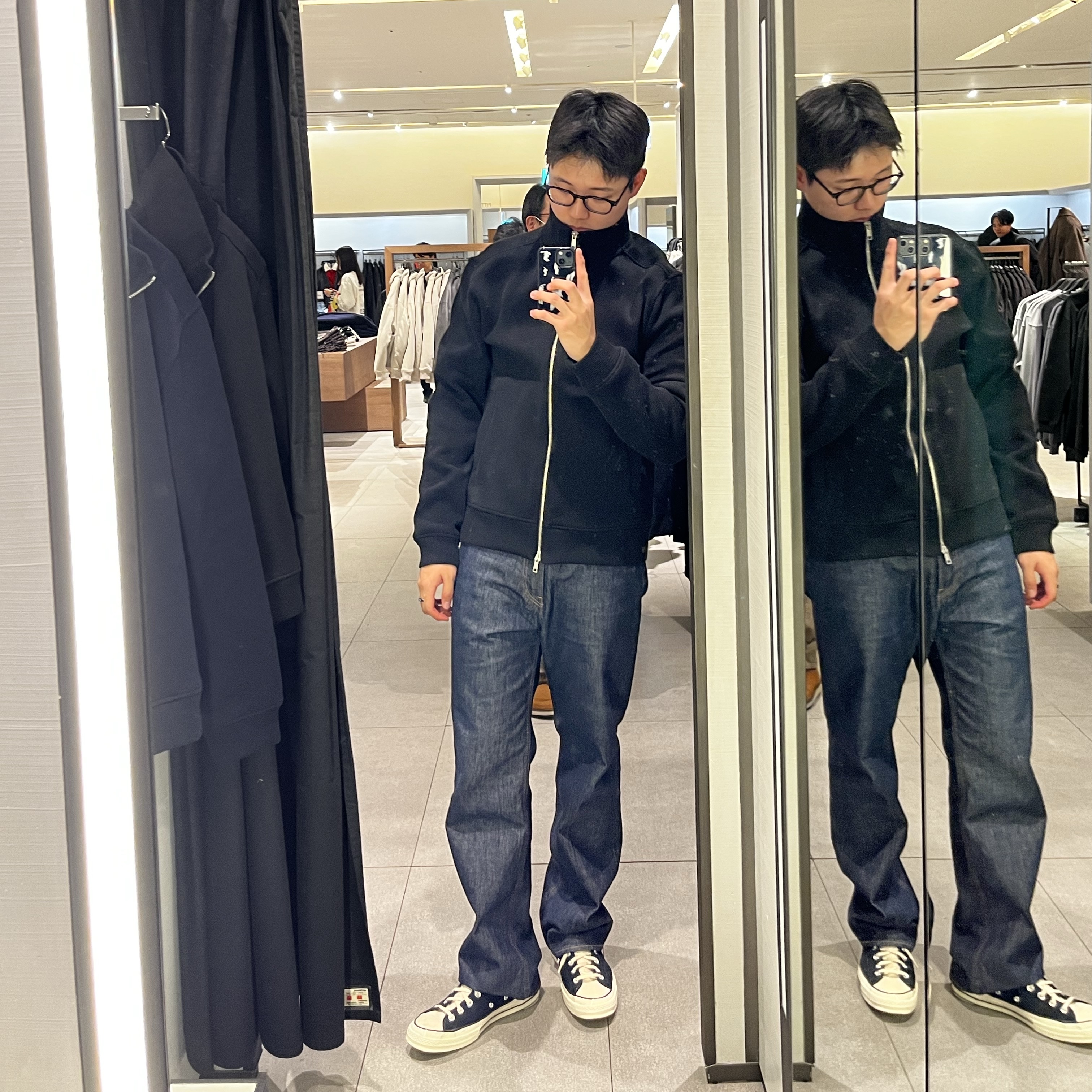 Auralee Hard Twist Denim 5P Pants Indigo, Tom Ford TF6000 Black 착용 스타일 - 1