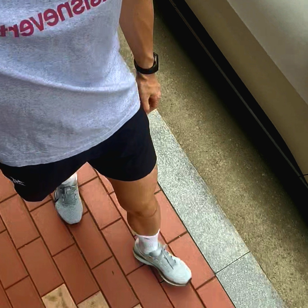 thisisneverthat T-Logo T-Shirt Heather Grey 착용 스타일 - 1