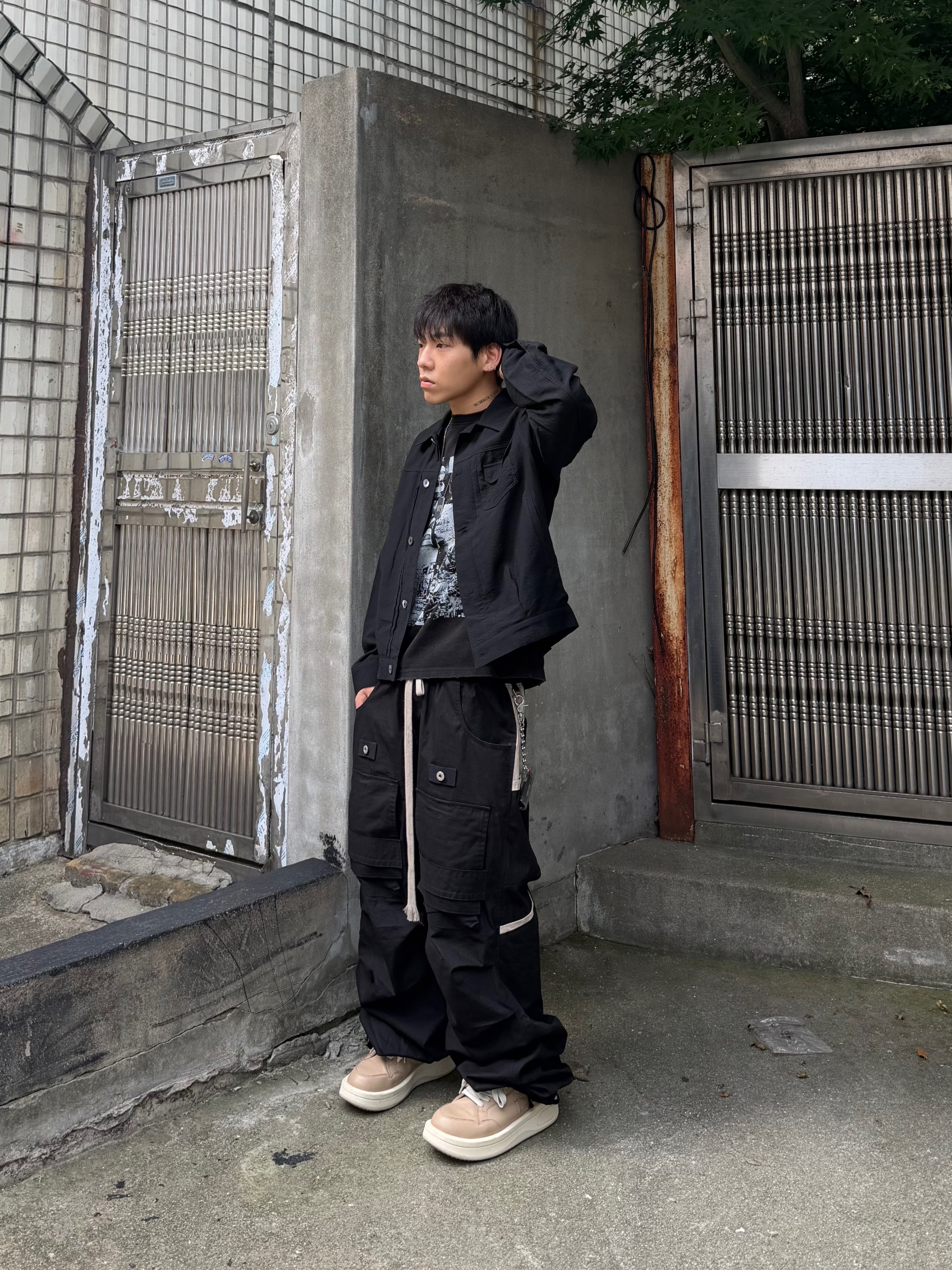 Converse x Drkshdw Turbowpn Cave, Wapworks Camp Supply Cargo Pants Black 착용 스타일 - 6
