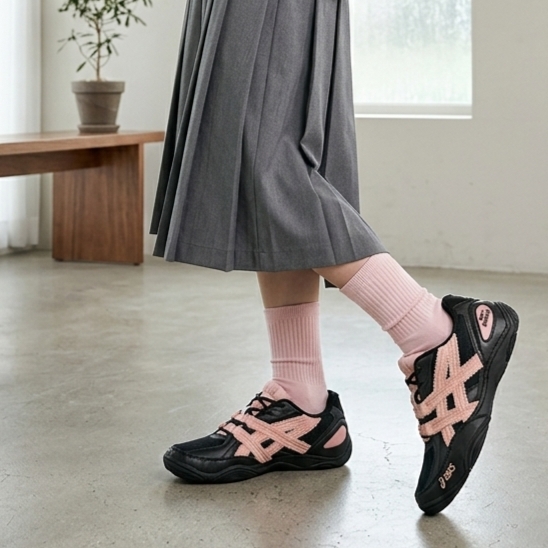 (W) Asics x Empty Behavior Hypersync Black Breeze 착용 스타일